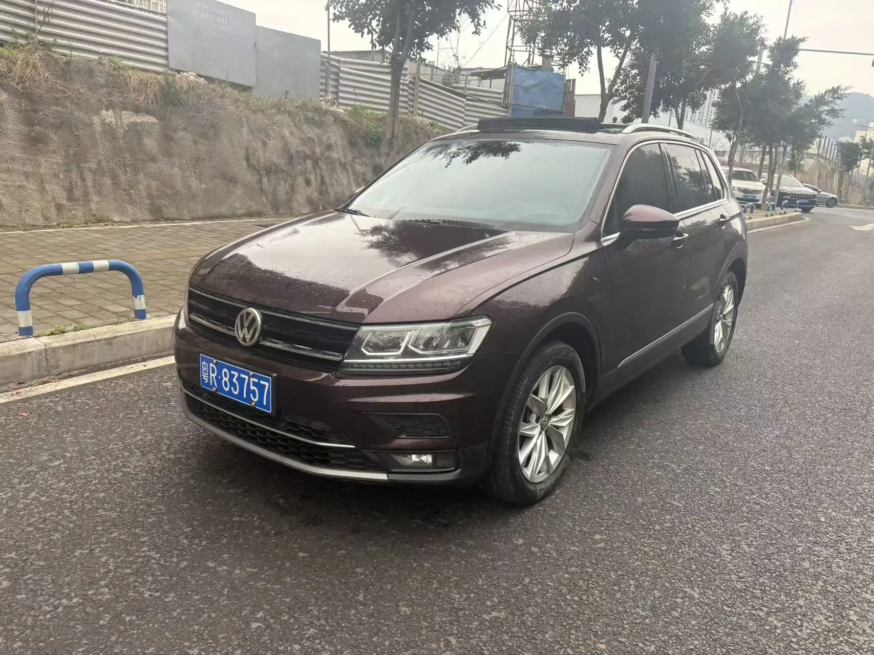 Volkswagen Tiguan (Tharu)  из Китая