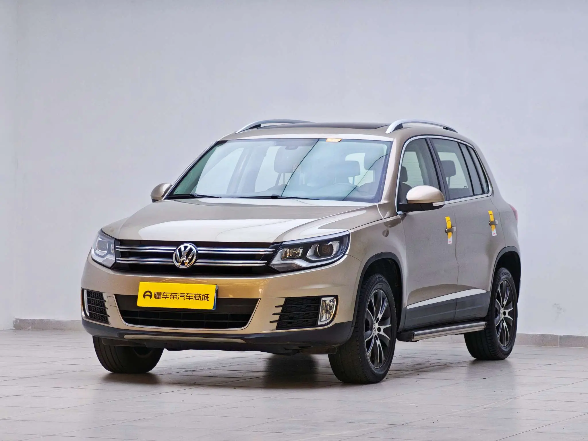 Volkswagen Tiguan (Tharu)  из Китая