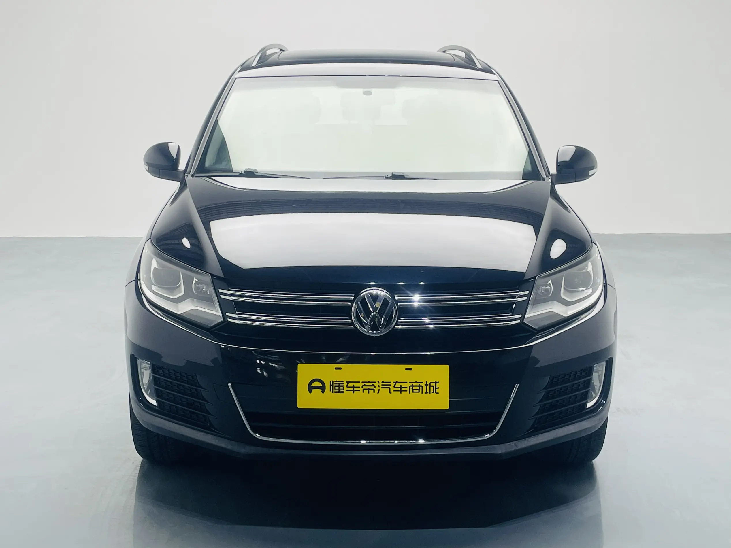 Volkswagen Tiguan (Tharu)  из Китая