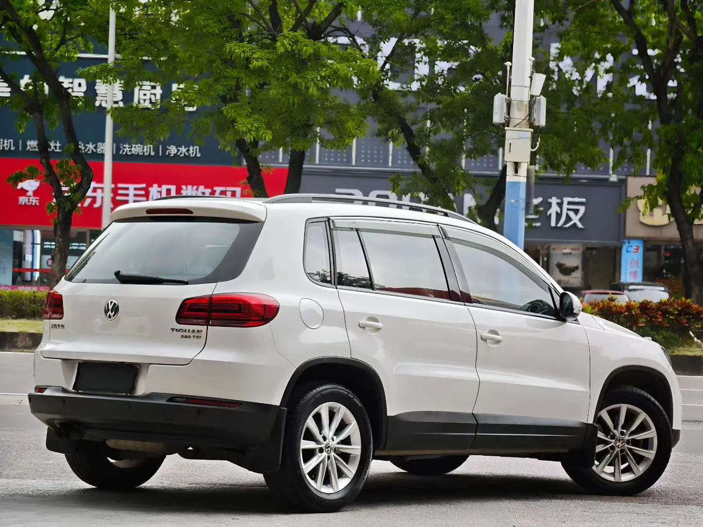 Volkswagen Tiguan (Tharu)  из Китая