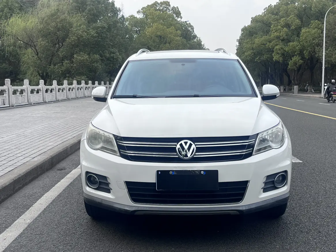 Volkswagen Tiguan (Tharu)  из Китая
