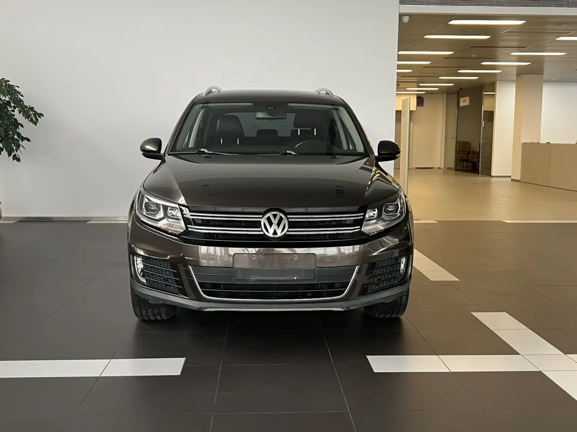 Volkswagen Tiguan (Tharu)  из Китая