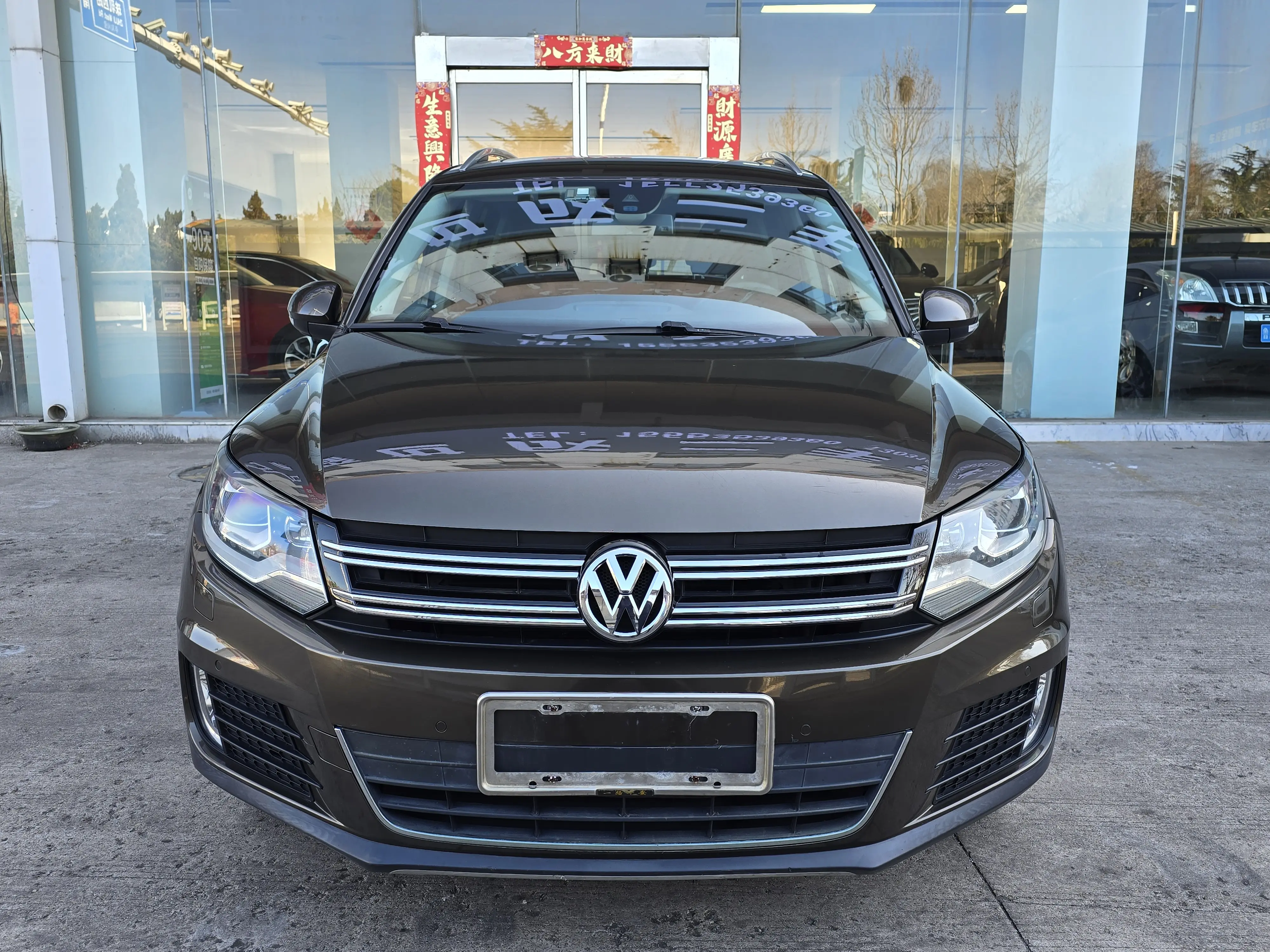 Volkswagen Tiguan (Tharu)  из Китая