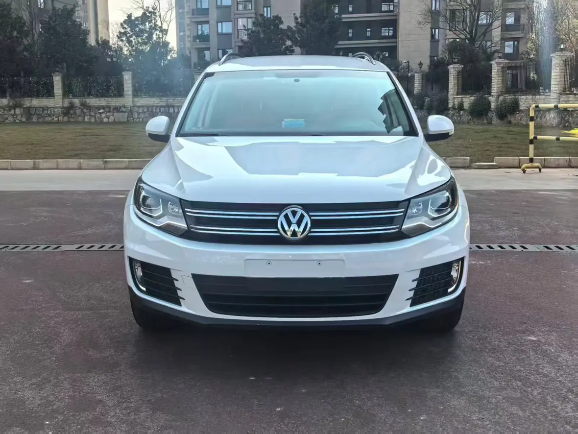 Volkswagen Tiguan (Tharu)  из Китая
