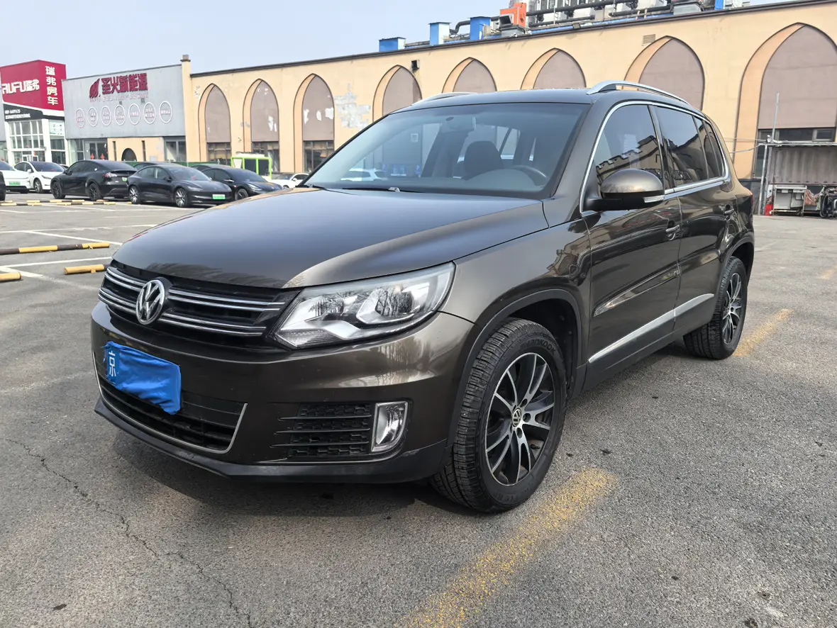 Volkswagen Tiguan (Tharu)  из Китая