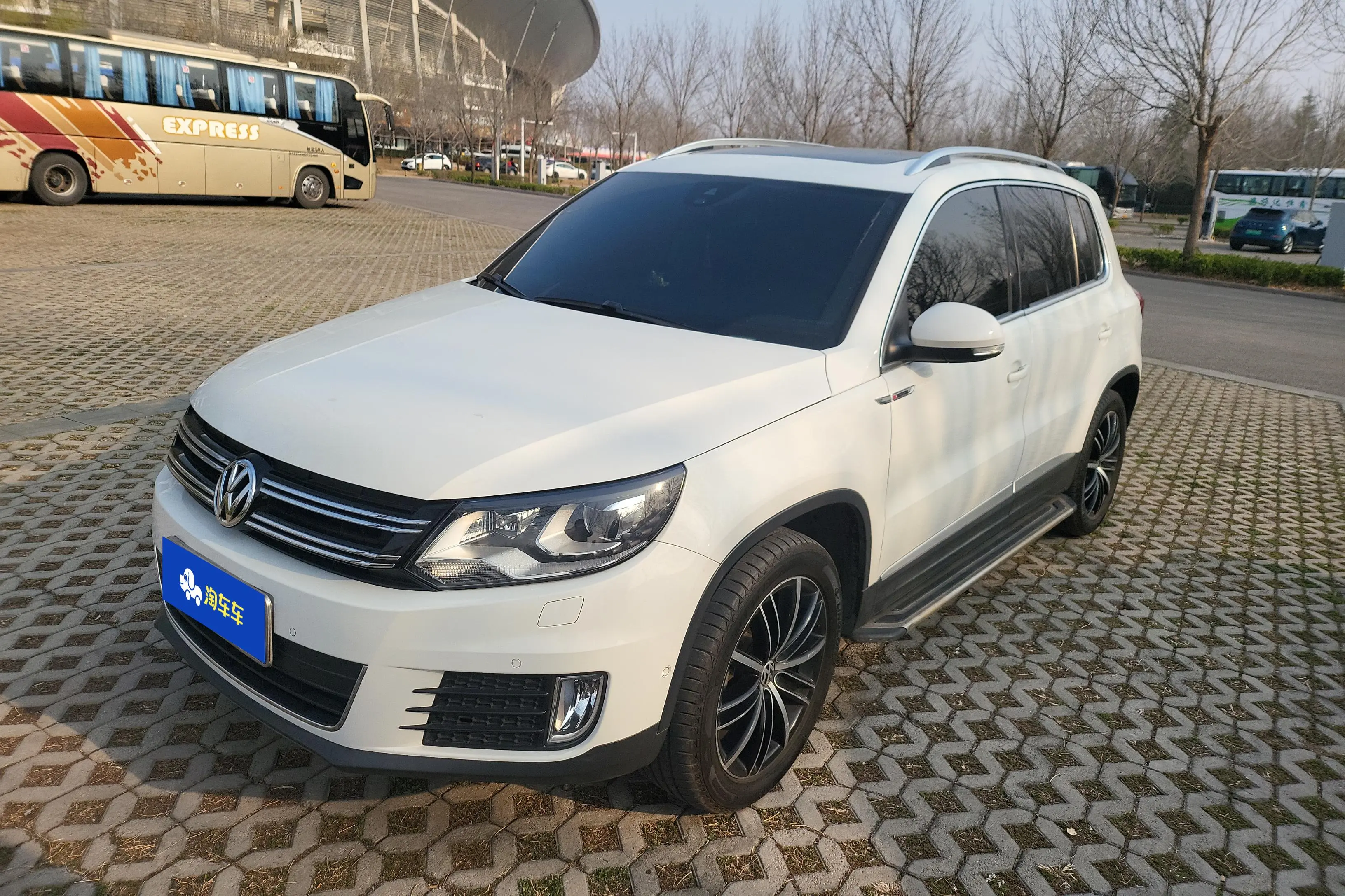 Volkswagen Tiguan (Tharu)  из Китая