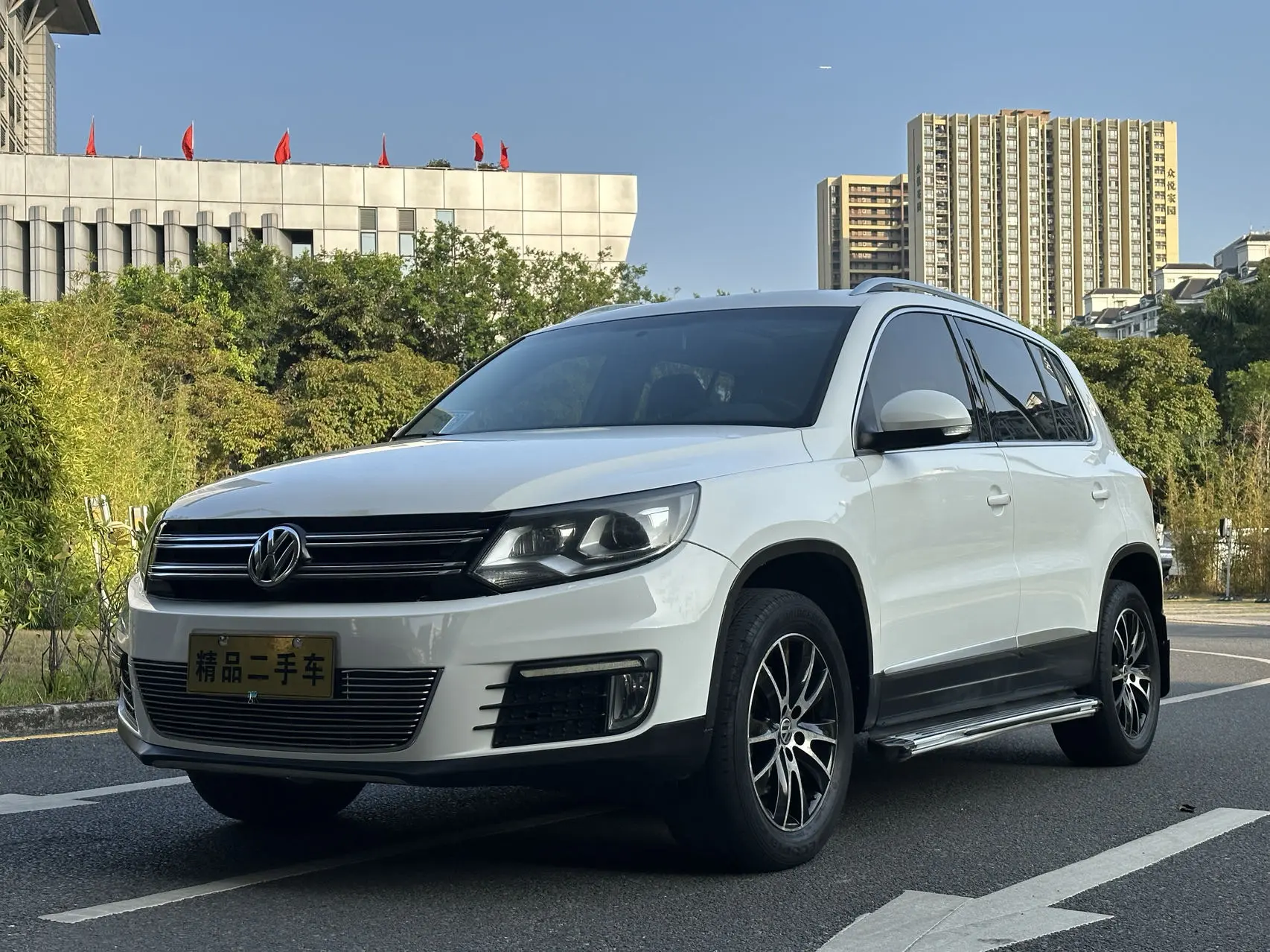 Volkswagen Tiguan (Tharu)  из Китая