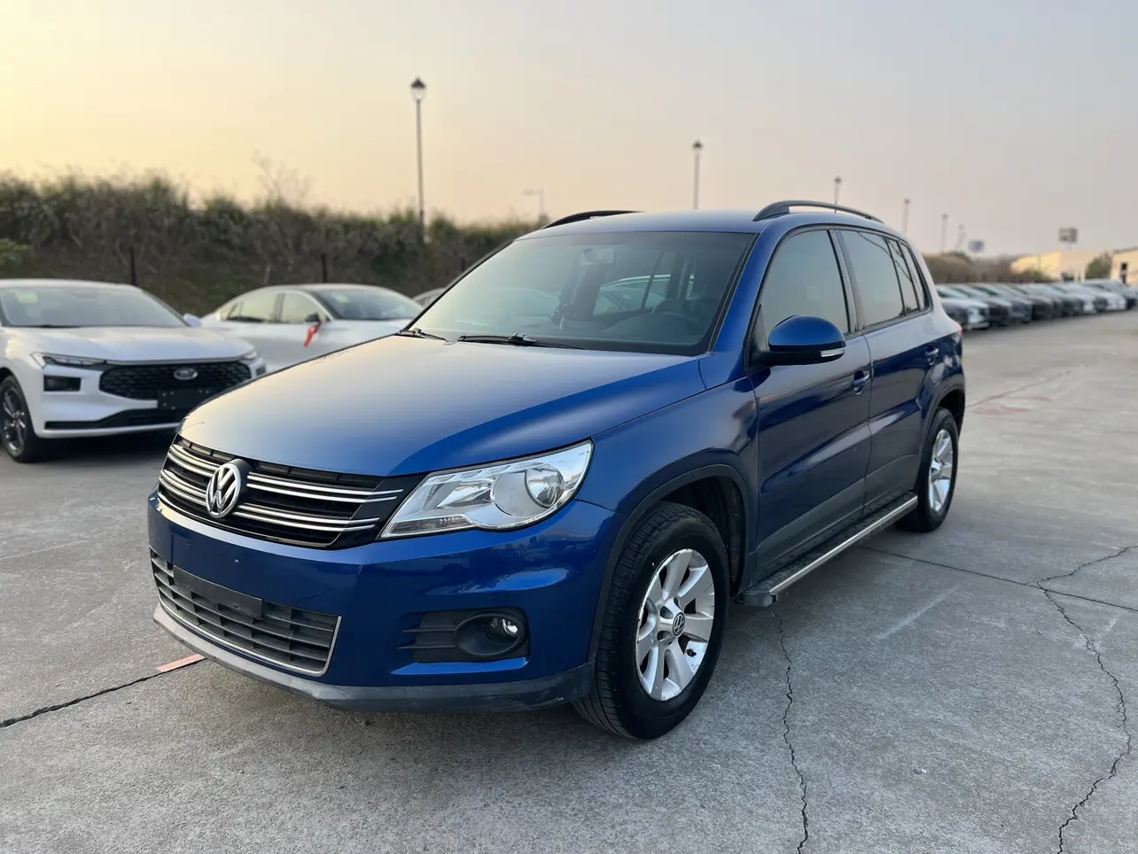 Volkswagen Tiguan (Tharu)  из Китая