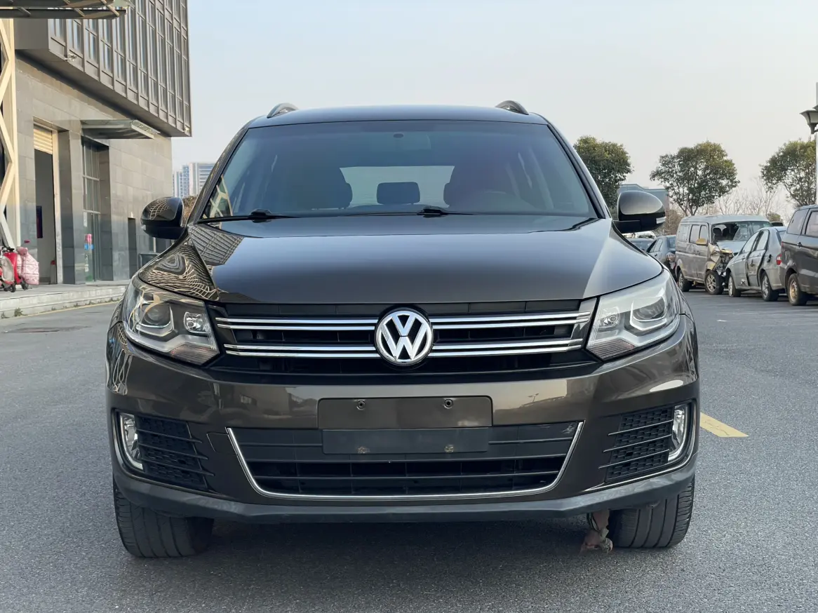 Volkswagen Tiguan (Tharu)  из Китая