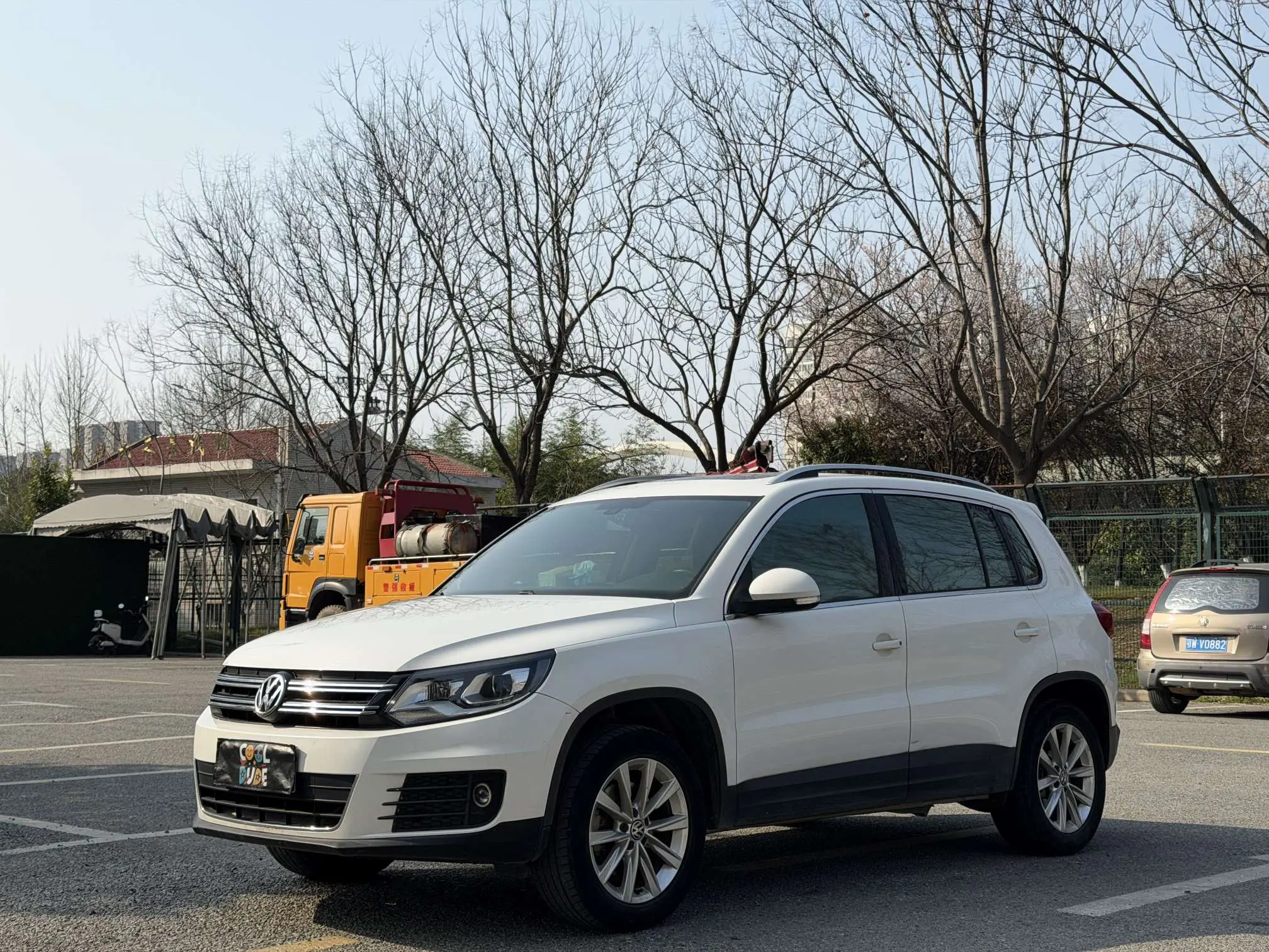 Volkswagen Tiguan (Tharu)  из Китая