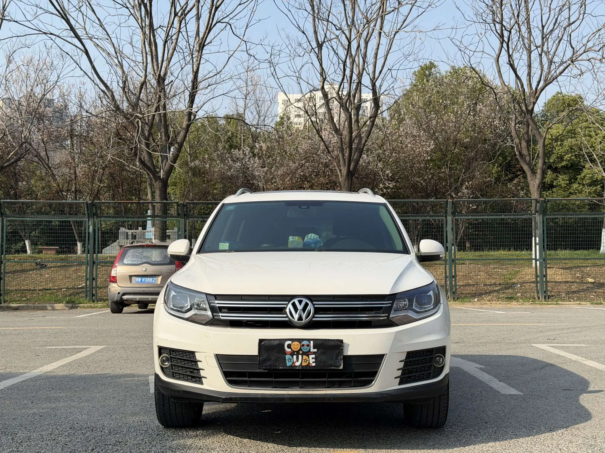 Volkswagen Tiguan (Tharu)  из Китая
