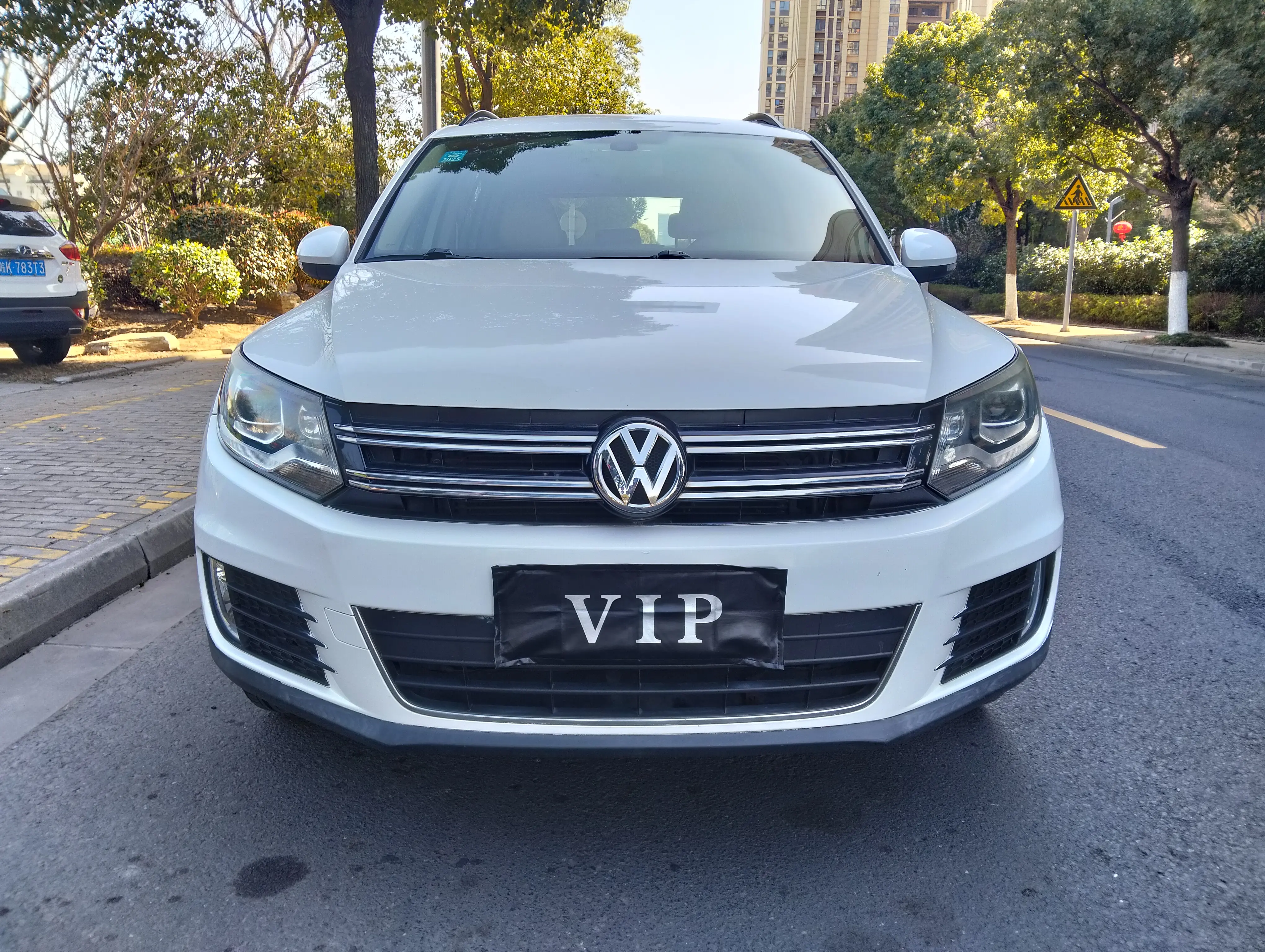 Volkswagen Tiguan (Tharu)  из Китая