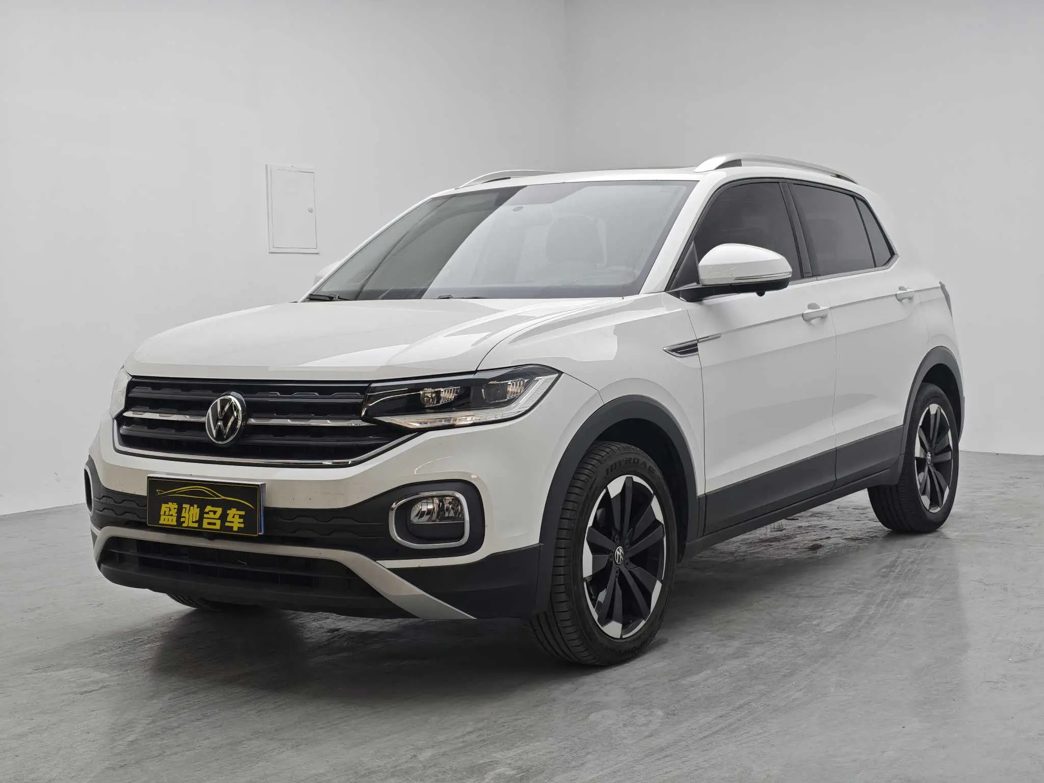 Volkswagen Explore the shadows  из Китая