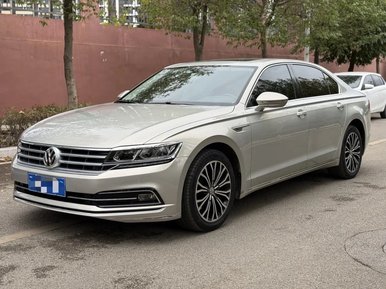 Volkswagen Hui Ang  из Китая