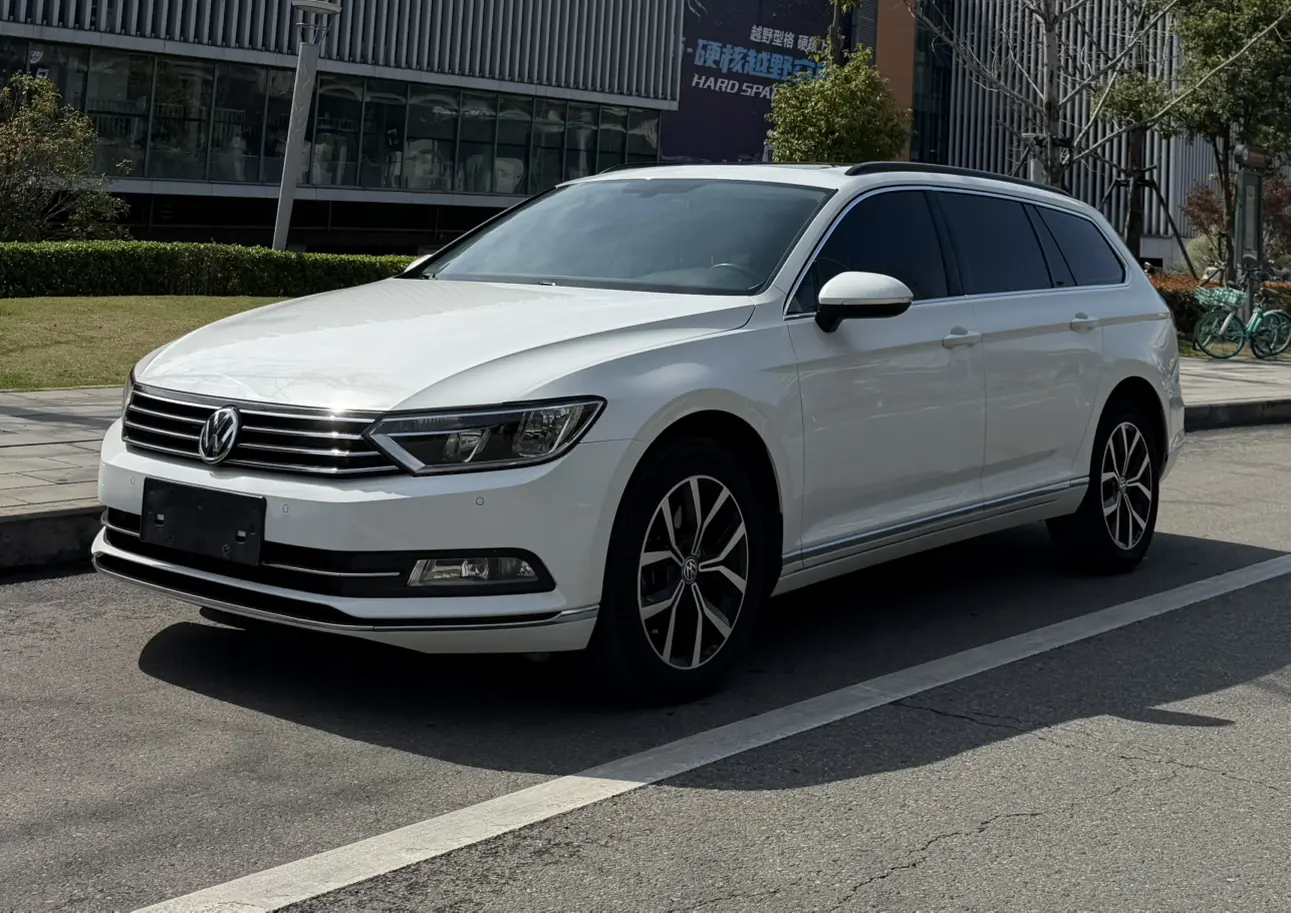 Volkswagen Wei Lan  из Китая