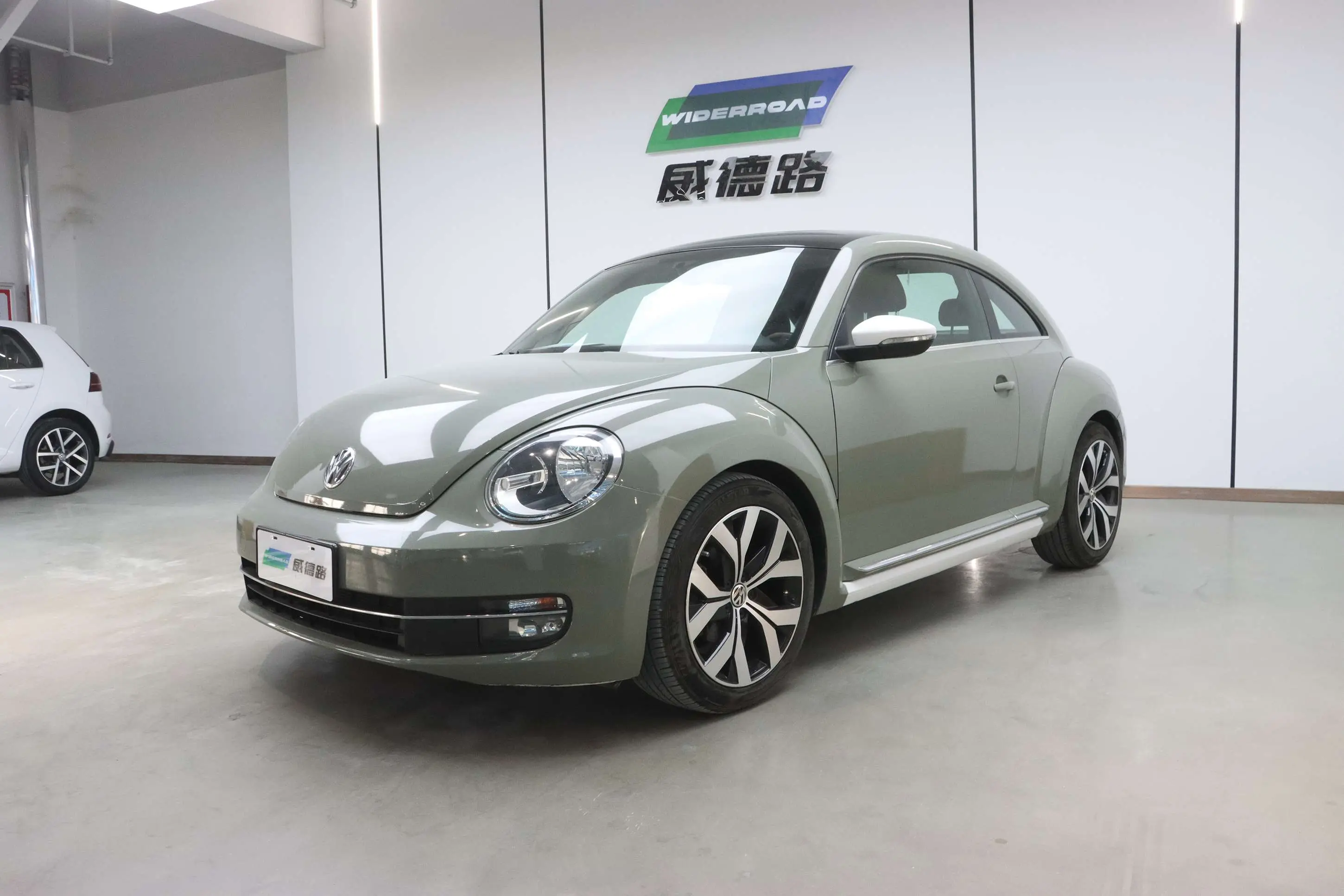 Volkswagen Beetle  из Китая