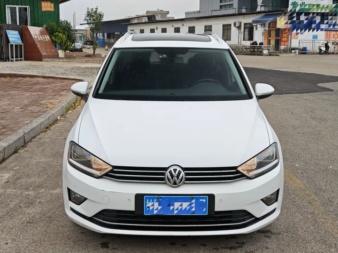 Volkswagen Golf·Jialu  из Китая