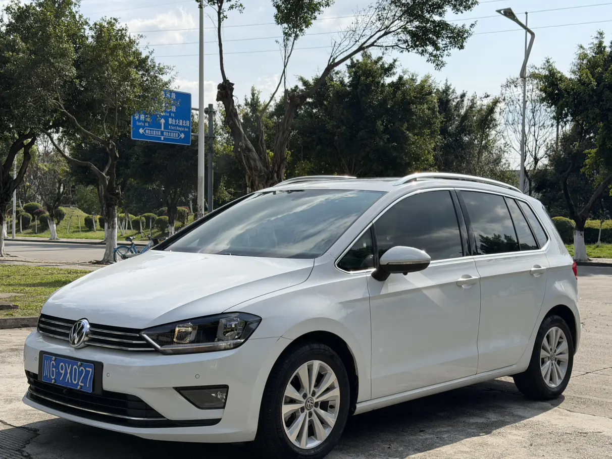 Volkswagen Golf·Jialu  из Китая