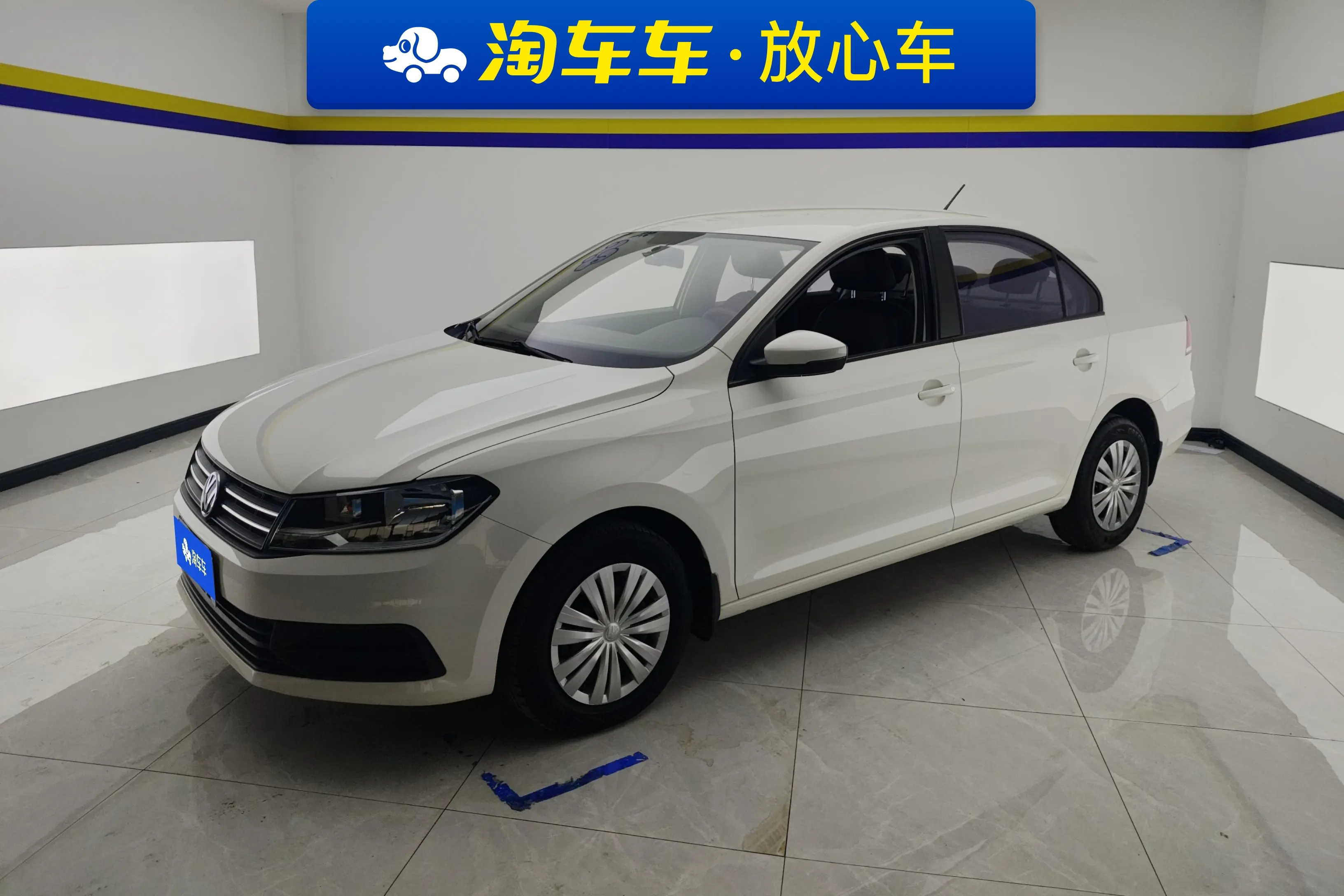 Volkswagen Santana  из Китая