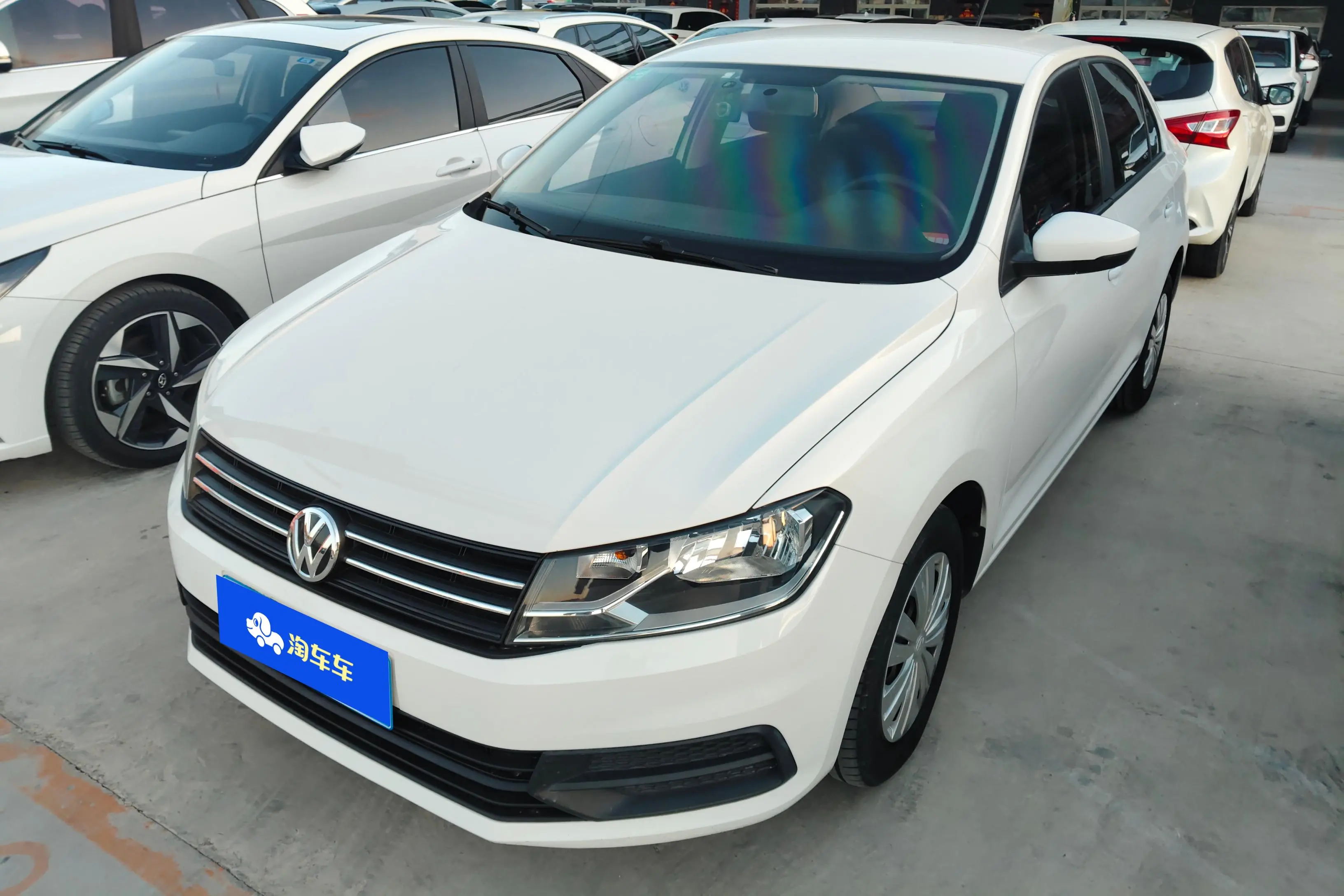 Volkswagen Santana  из Китая