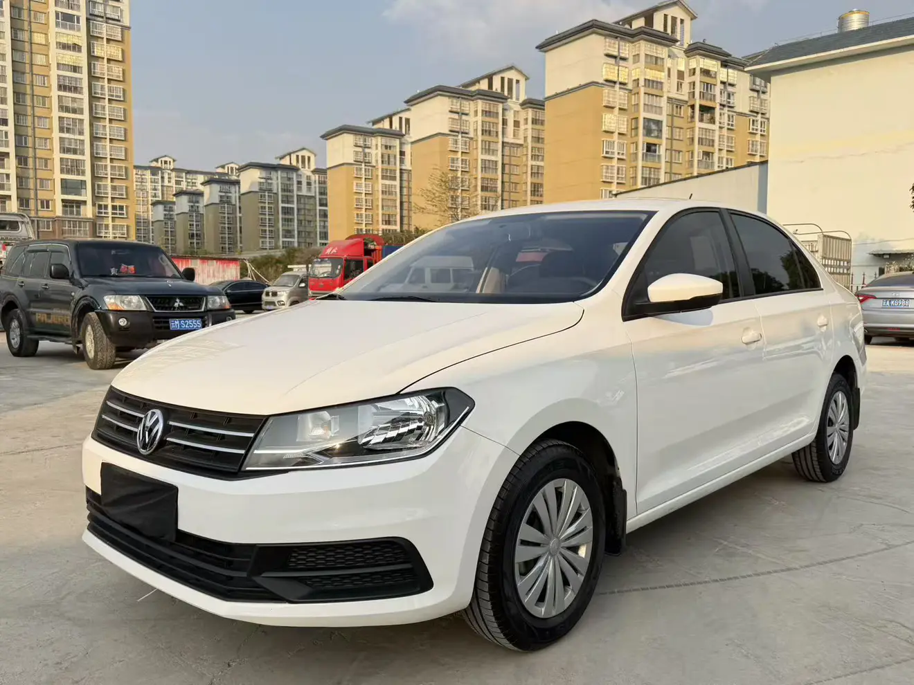 Volkswagen Santana  из Китая