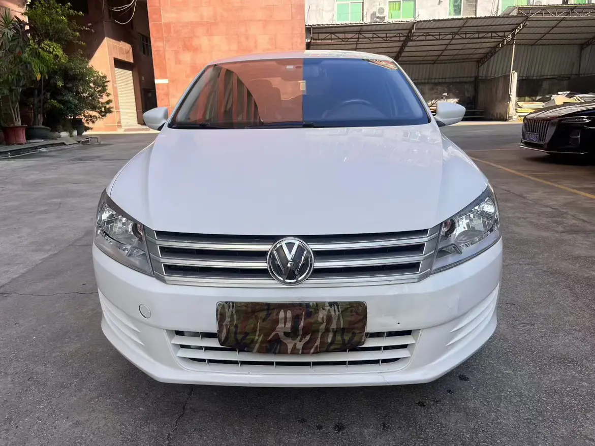 Volkswagen Santana  из Китая