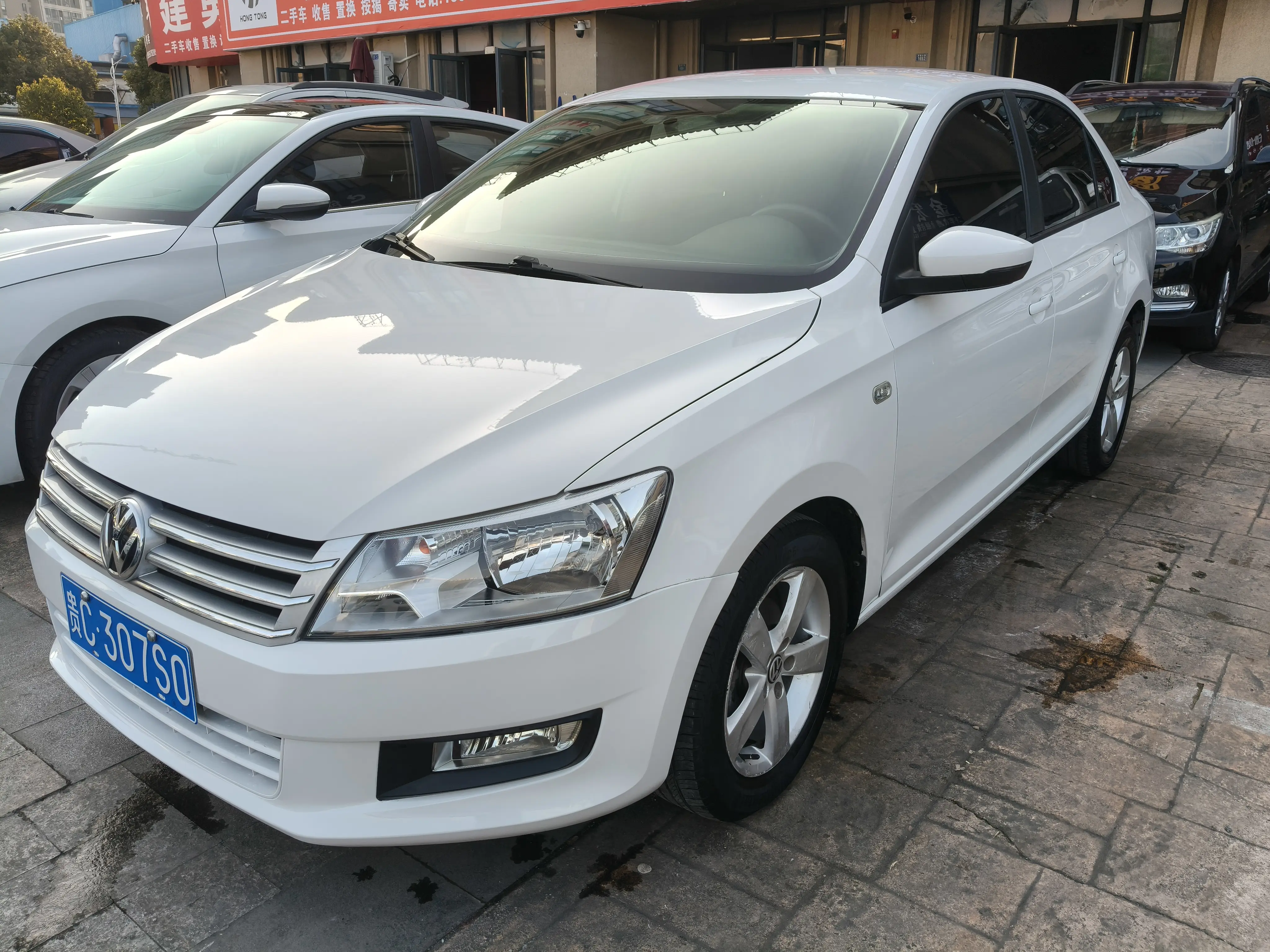 Volkswagen Santana  из Китая