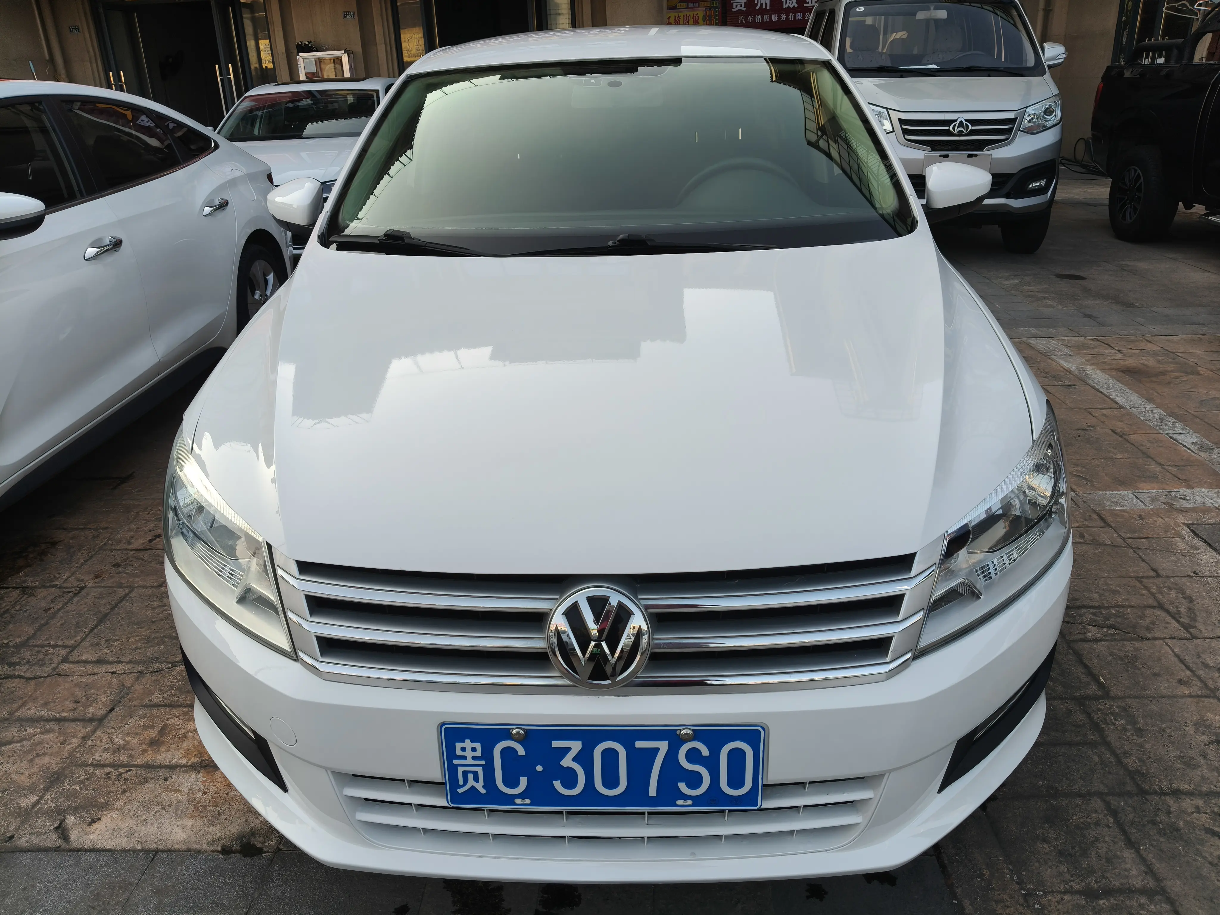 Volkswagen Santana  из Китая