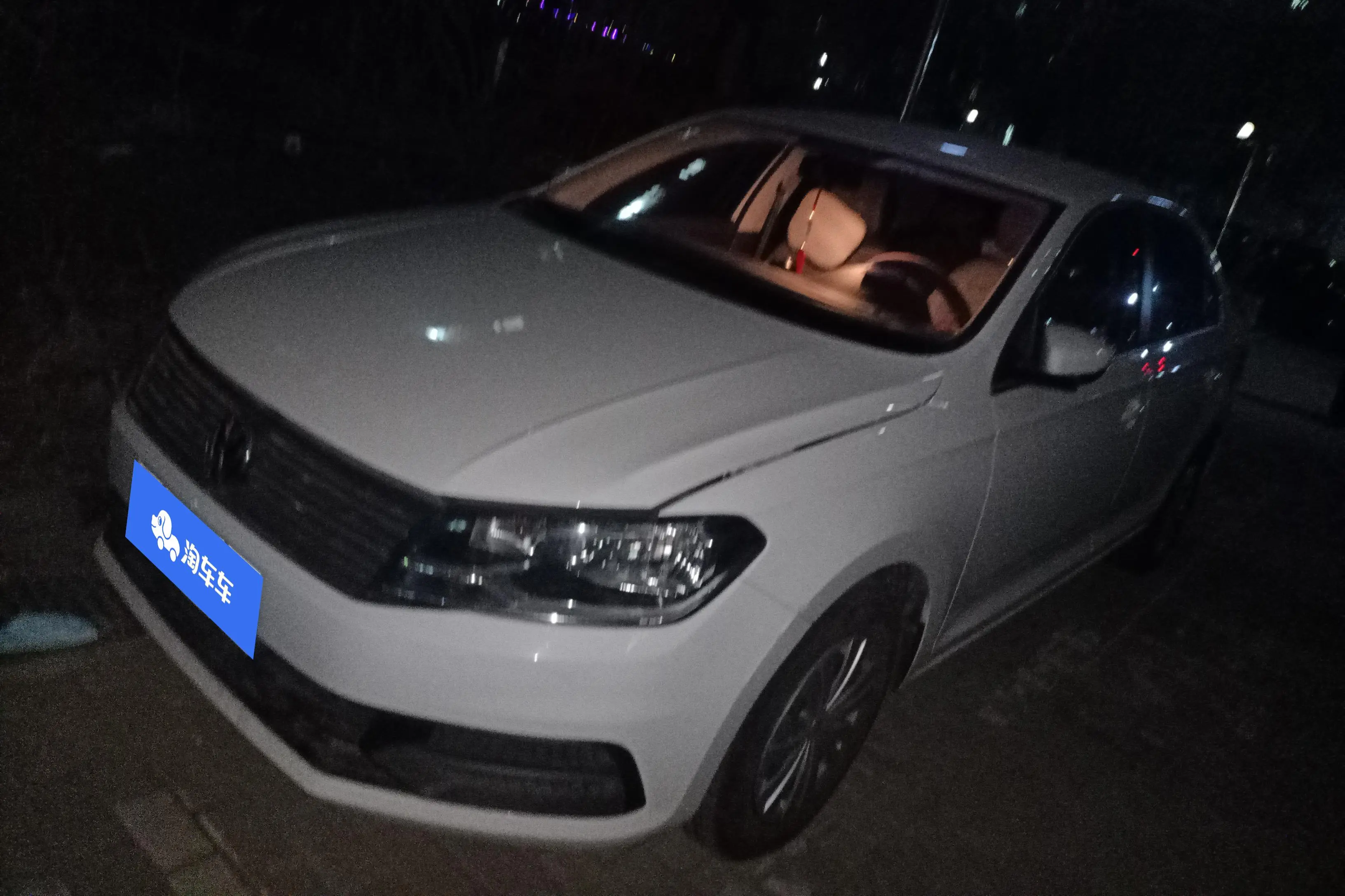 Volkswagen Santana  из Китая