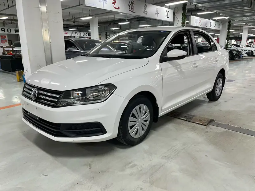 Volkswagen Santana  из Китая