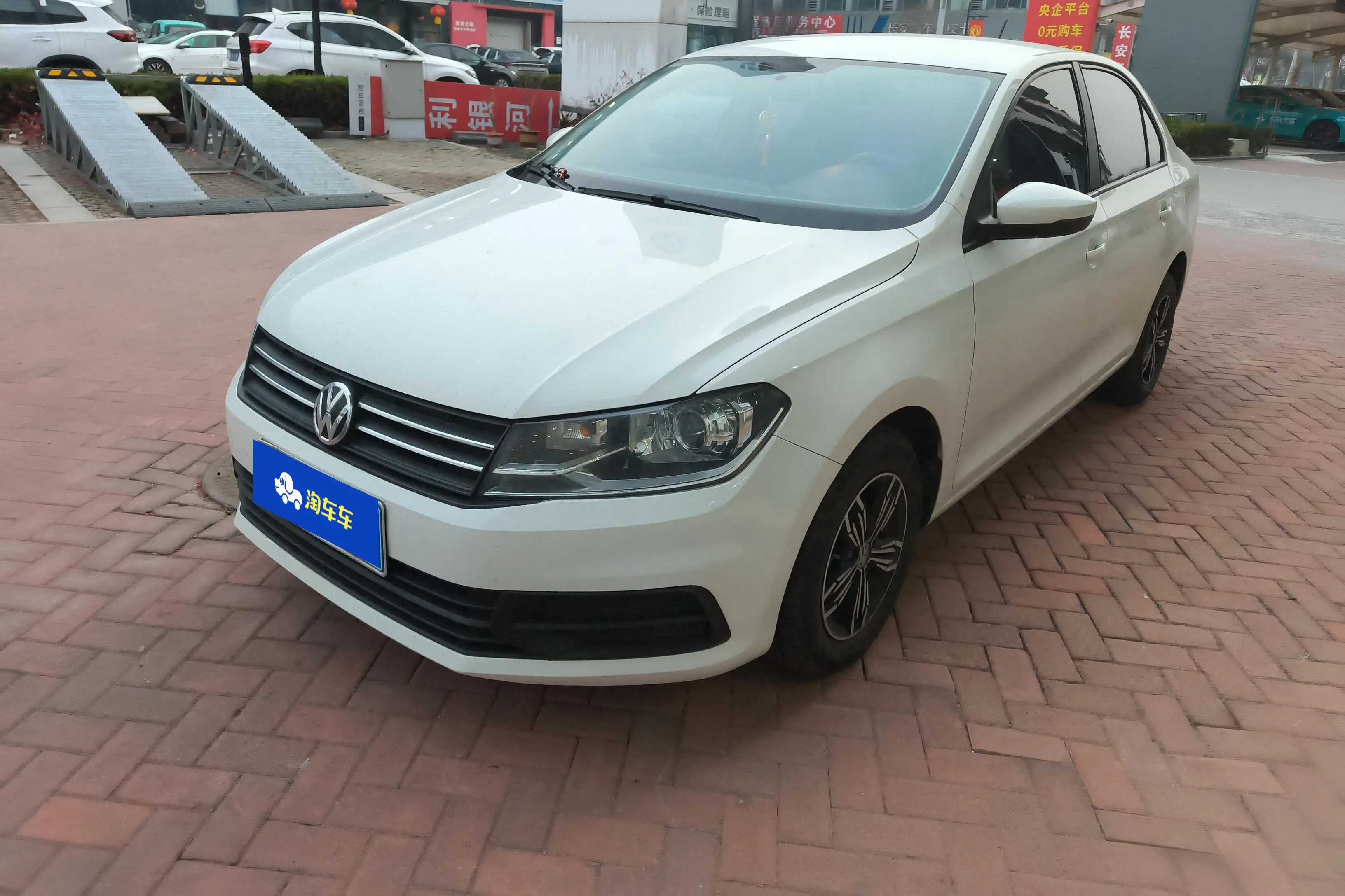 Volkswagen Santana  из Китая