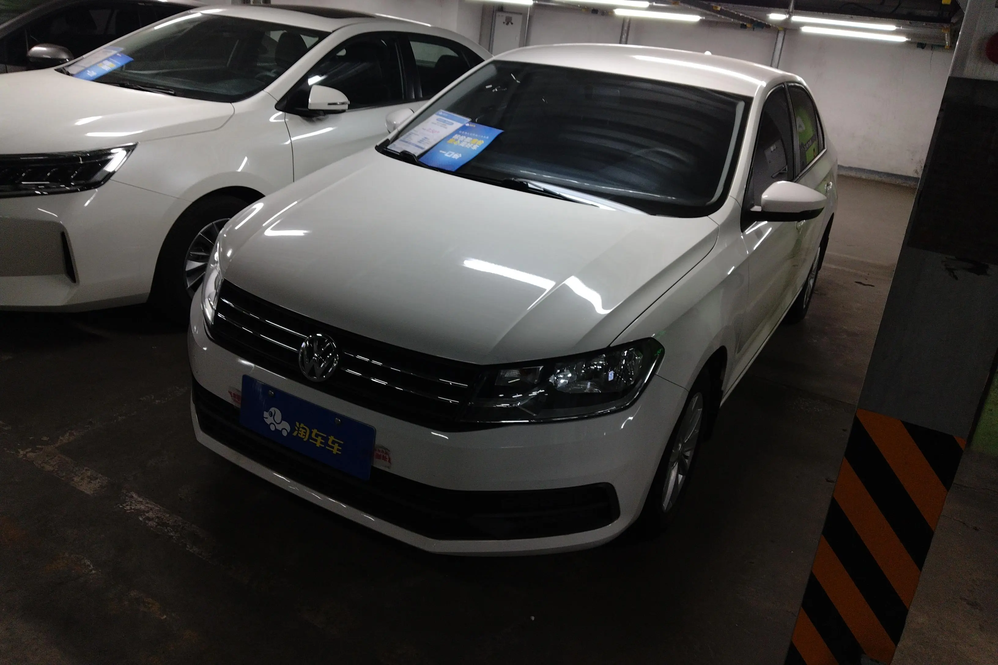 Volkswagen Santana  из Китая