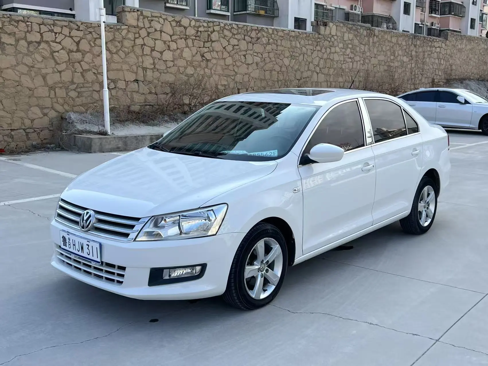 Volkswagen Santana  из Китая