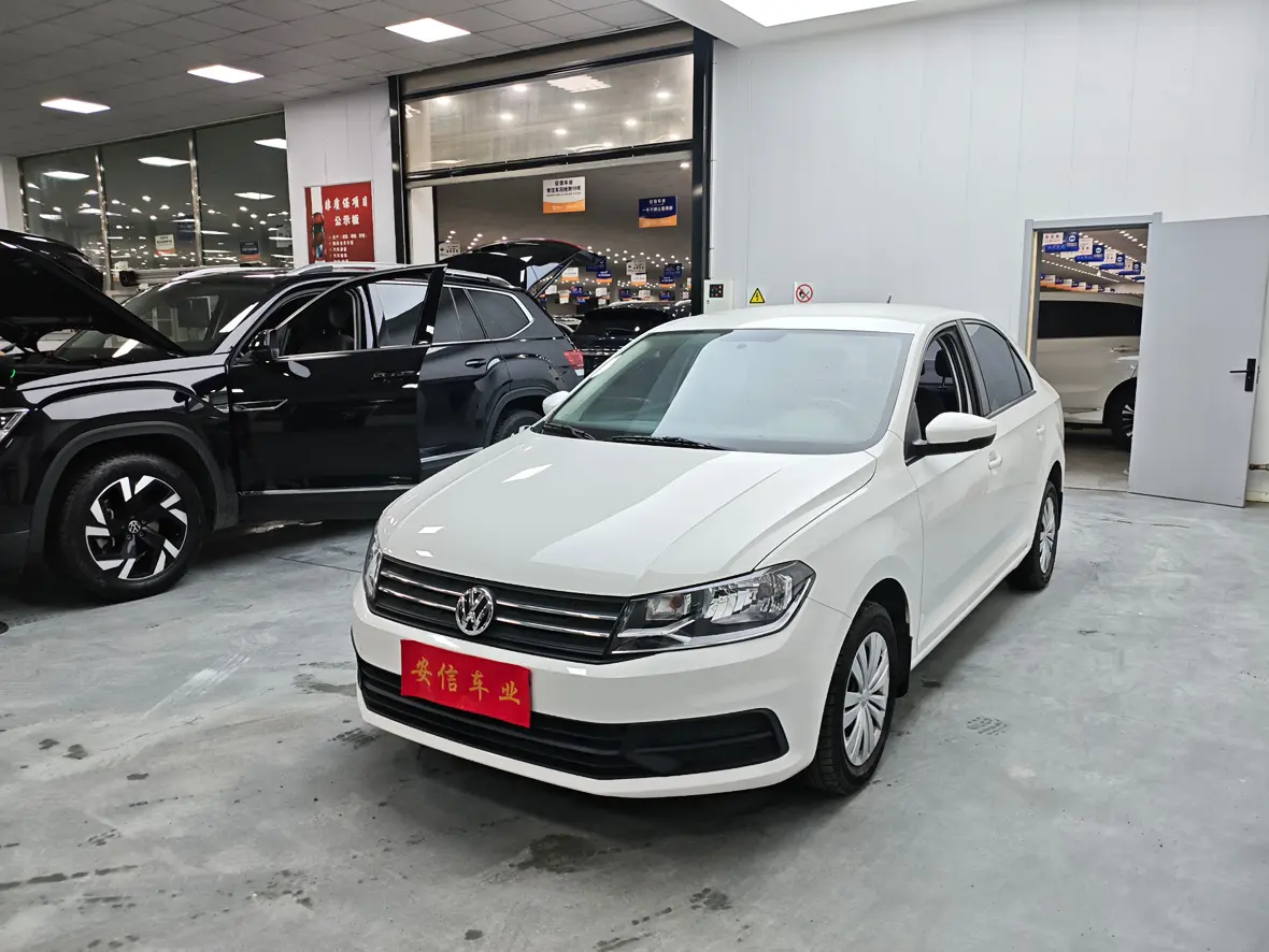 Volkswagen Santana  из Китая