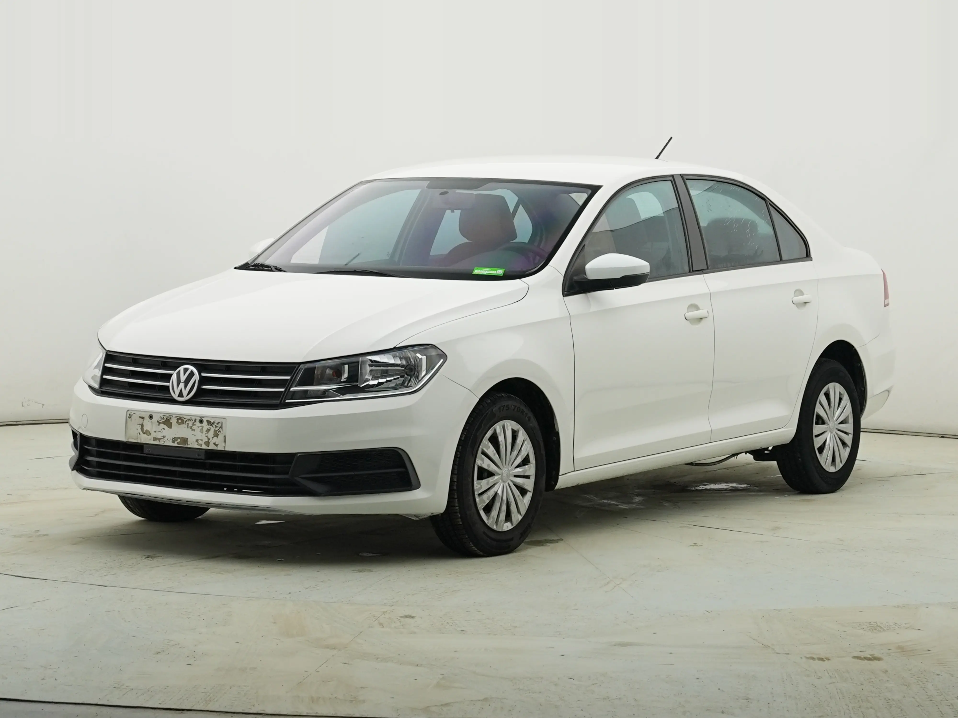 Volkswagen Santana  из Китая