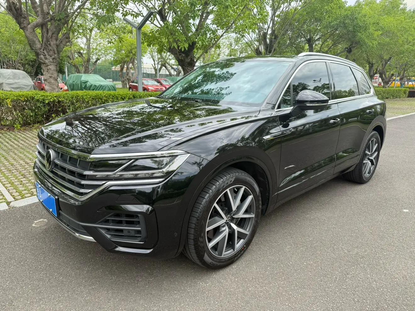 Volkswagen Touareg  из Китая