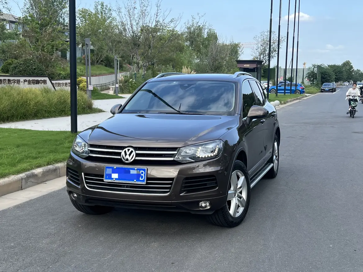 Volkswagen Touareg  из Китая