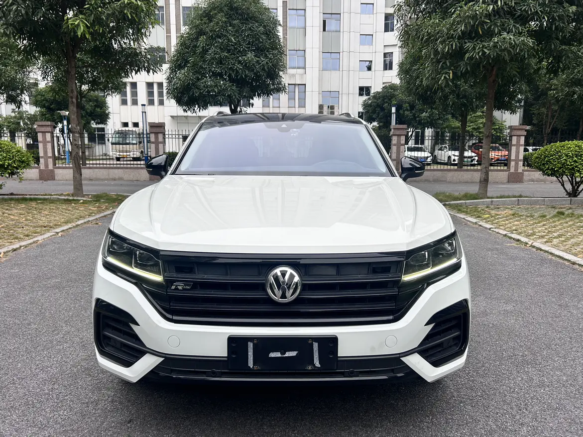 Volkswagen Touareg  из Китая