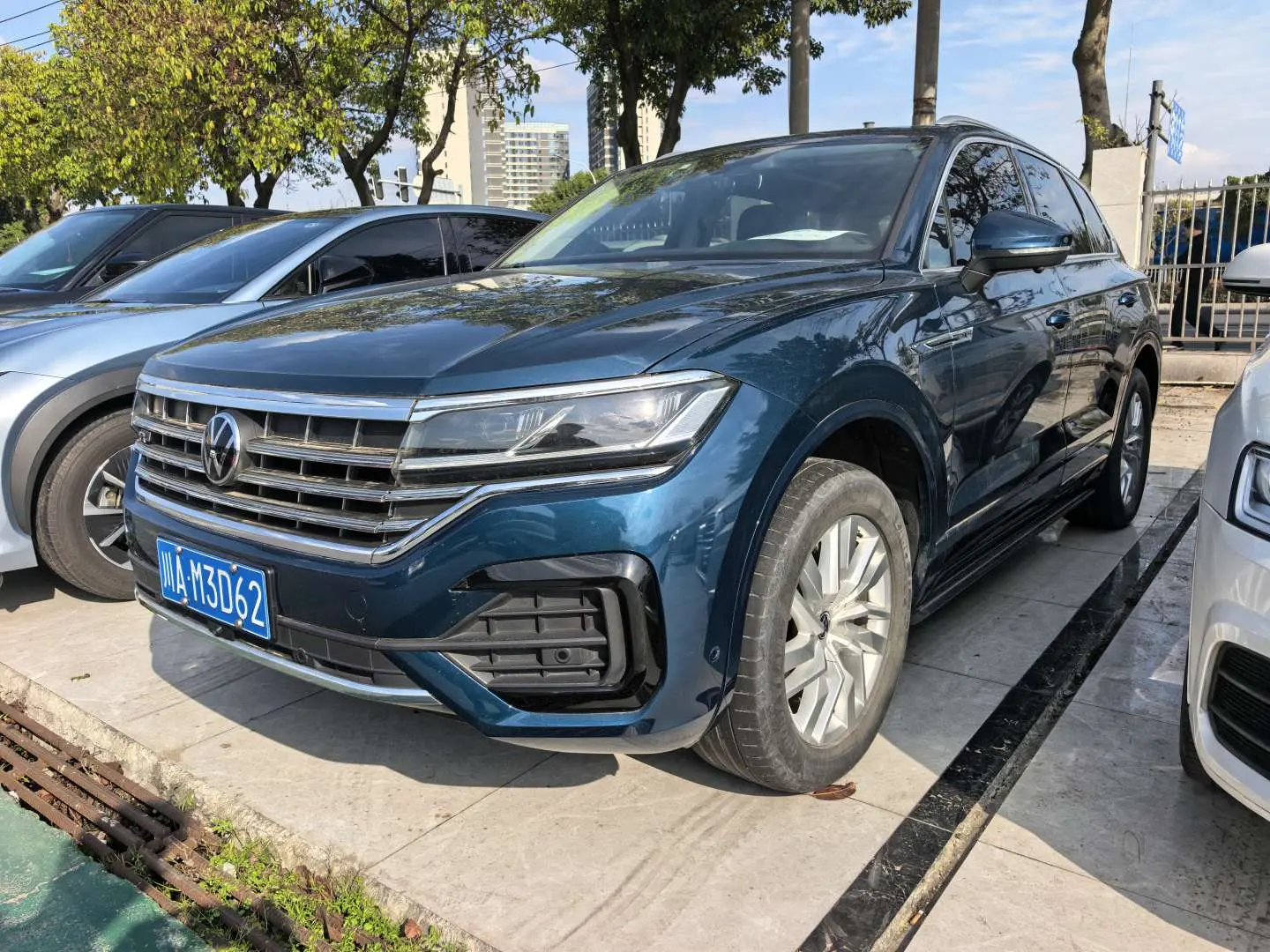 Volkswagen Touareg  из Китая