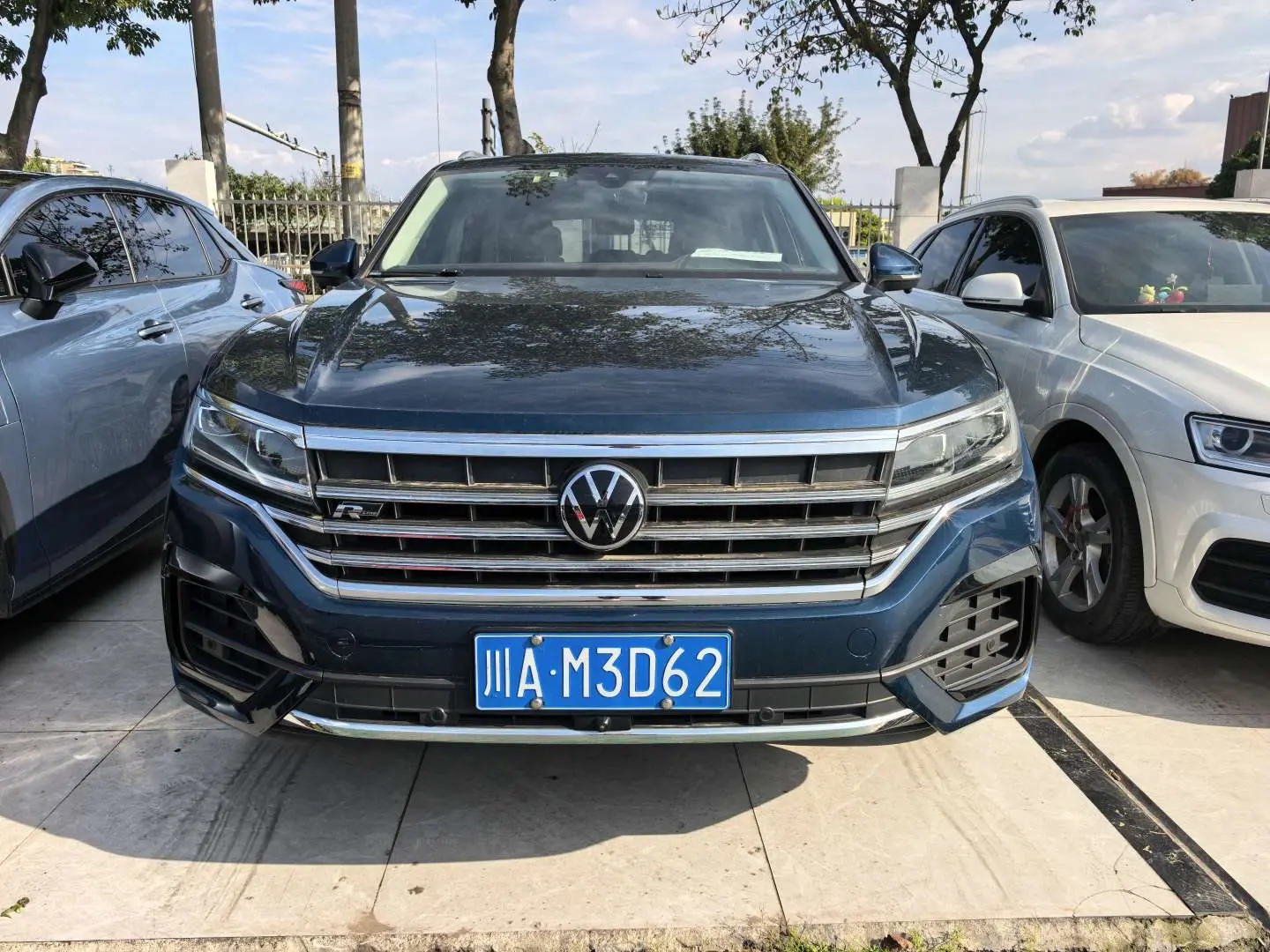Volkswagen Touareg  из Китая