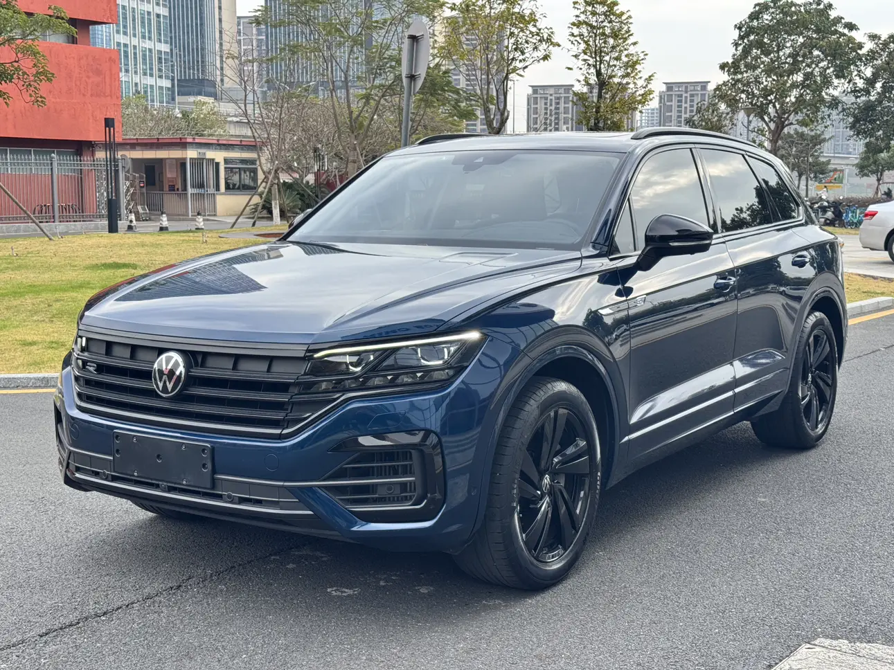 Volkswagen Touareg  из Китая