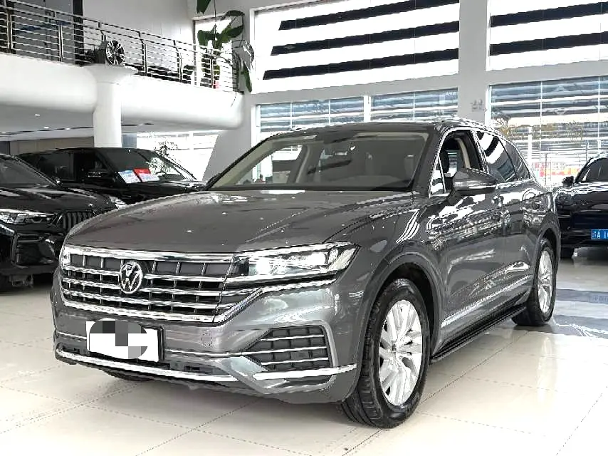 Volkswagen Touareg  из Китая