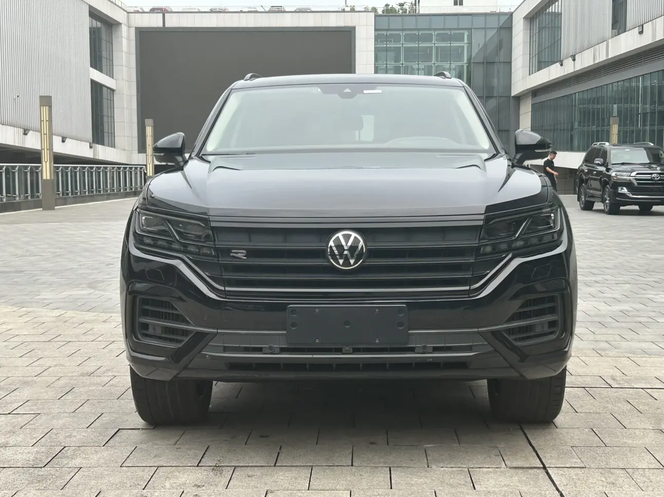 Volkswagen Touareg  из Китая