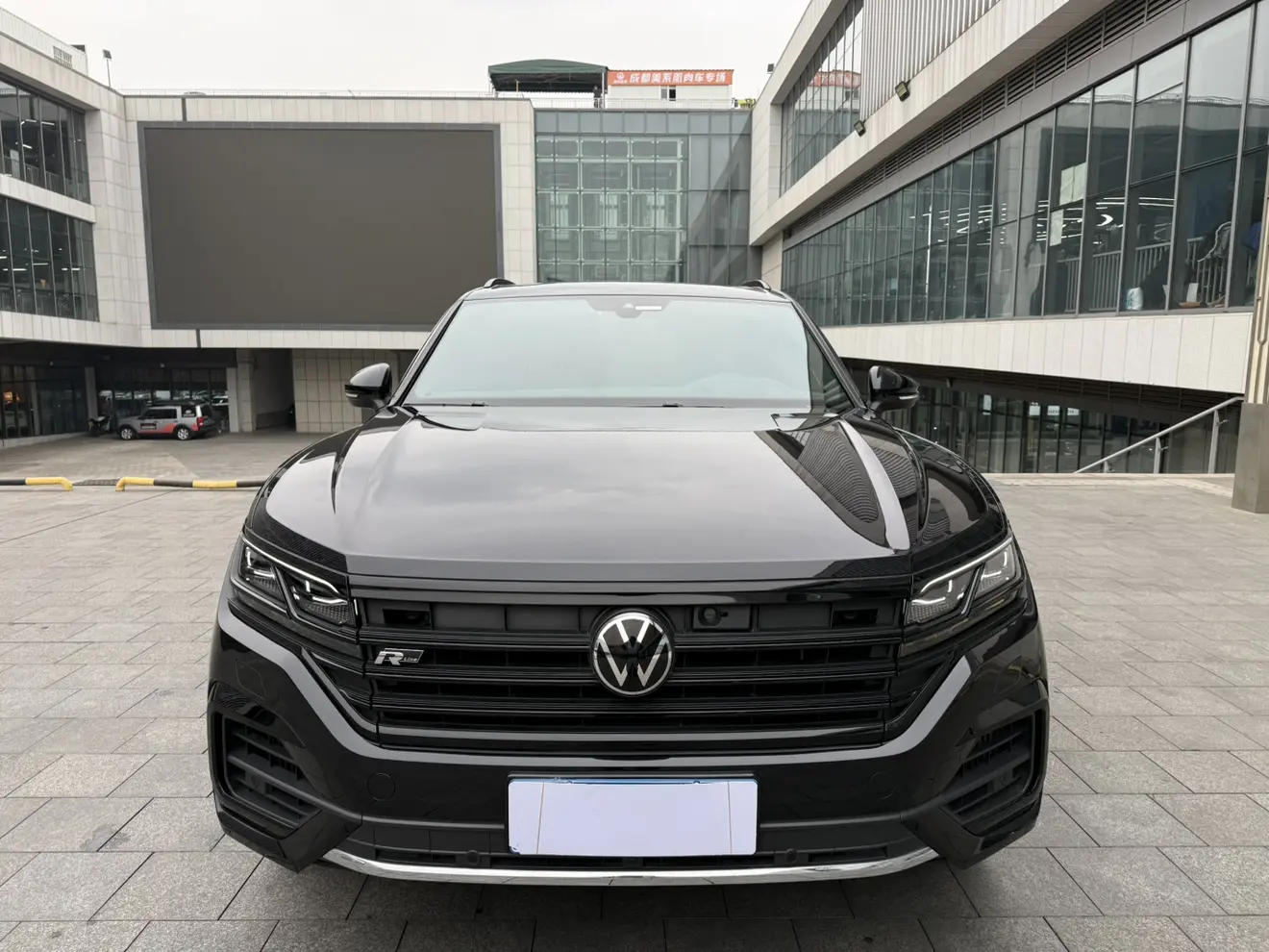Volkswagen Touareg  из Китая