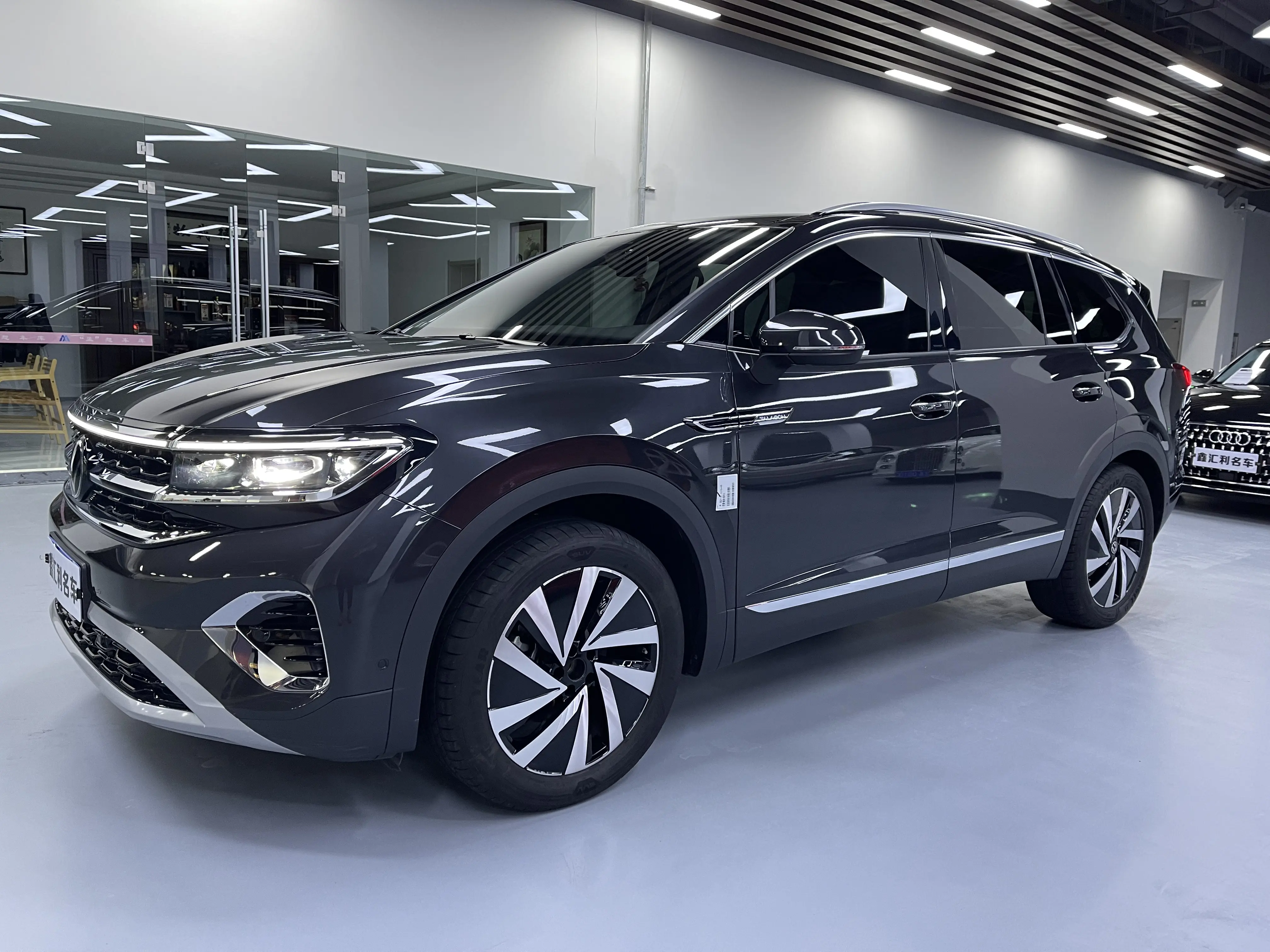 Volkswagen Talagon (Lan Jing)  из Китая