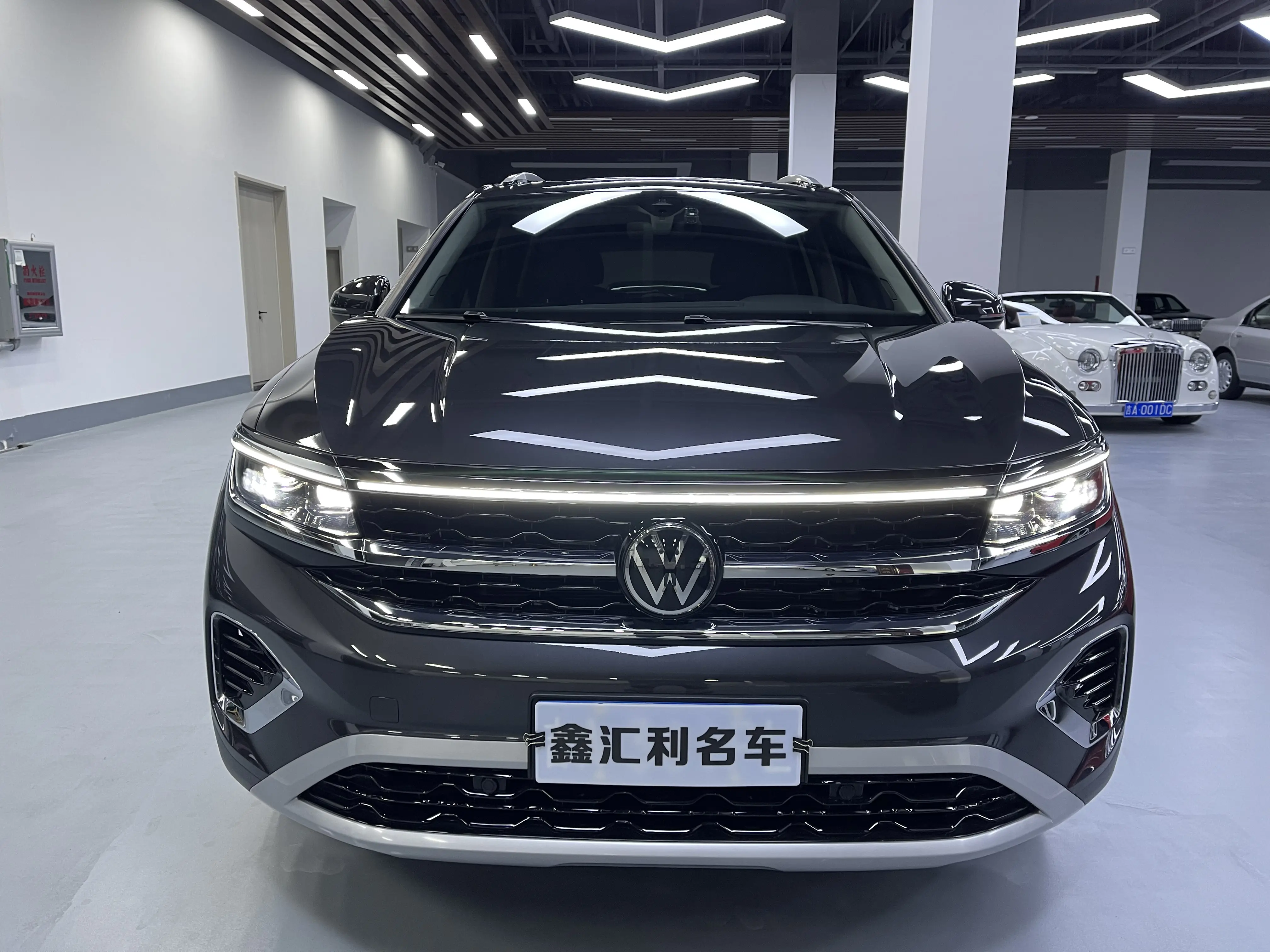 Volkswagen Talagon (Lan Jing)  из Китая