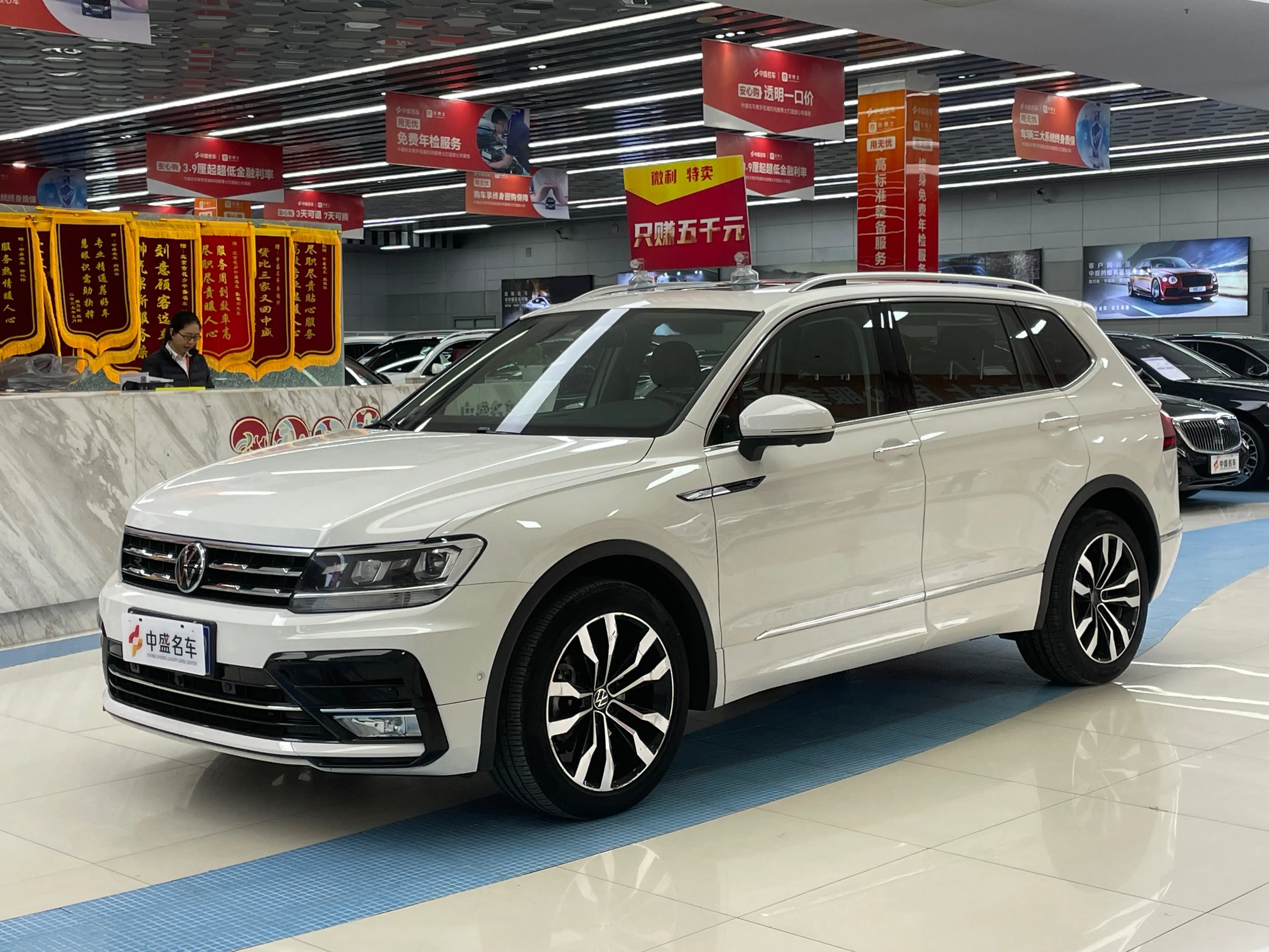 Volkswagen Tiguan L  из Китая