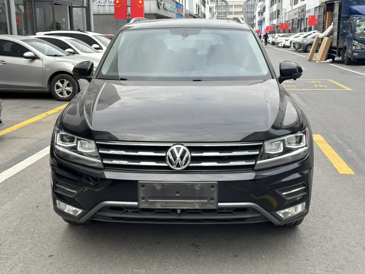 Volkswagen Tiguan L  из Китая