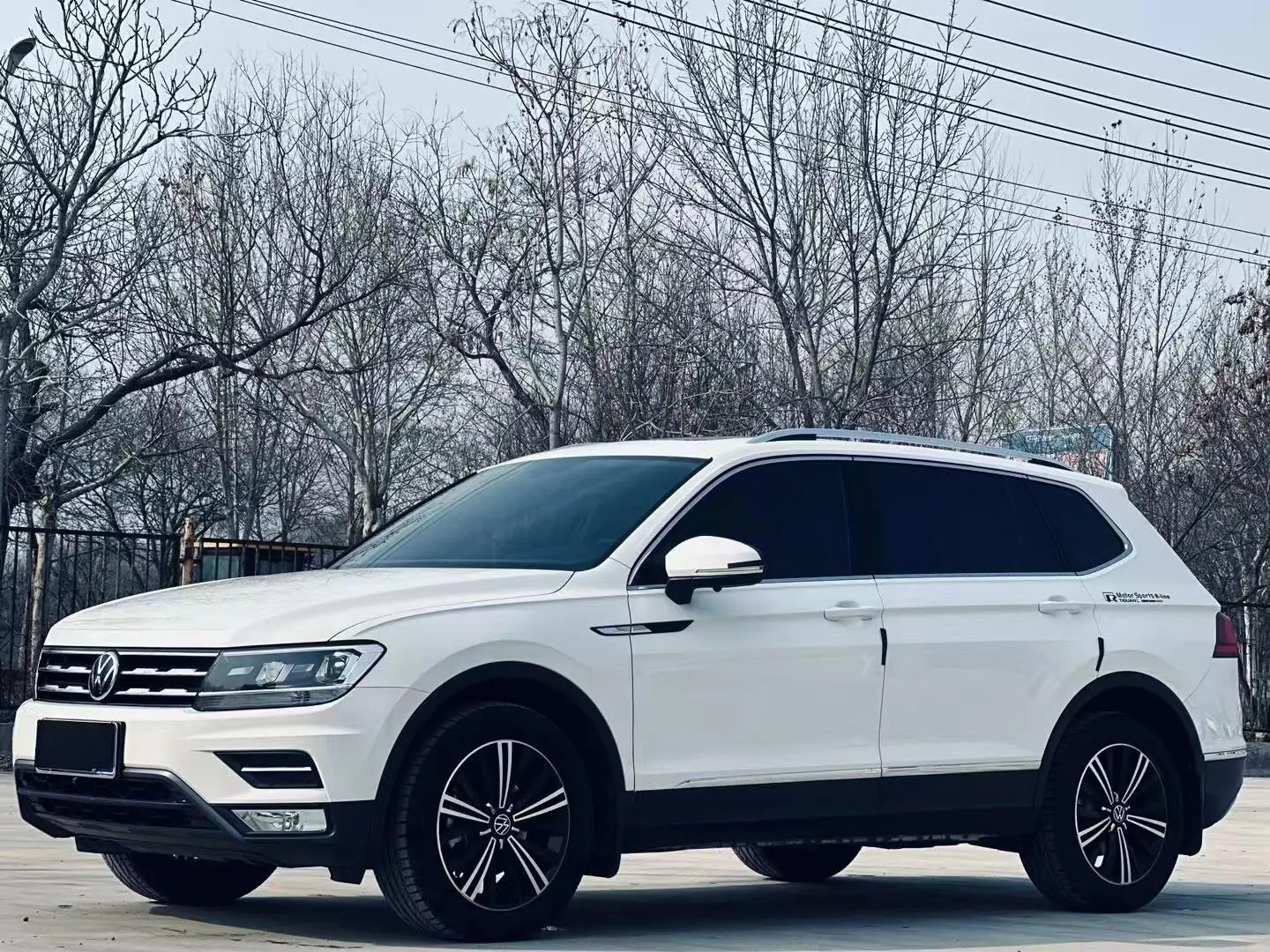 Volkswagen Tiguan L  из Китая