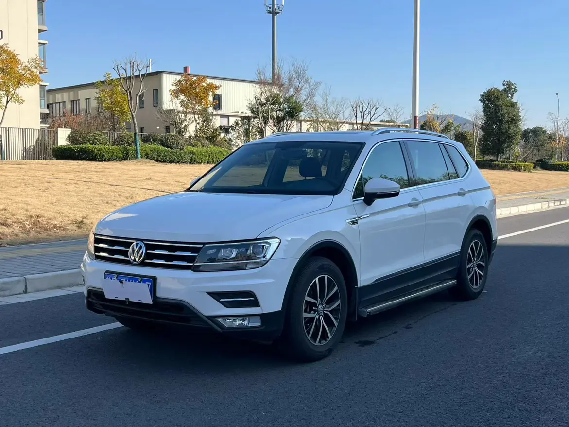 Volkswagen Tiguan L  из Китая